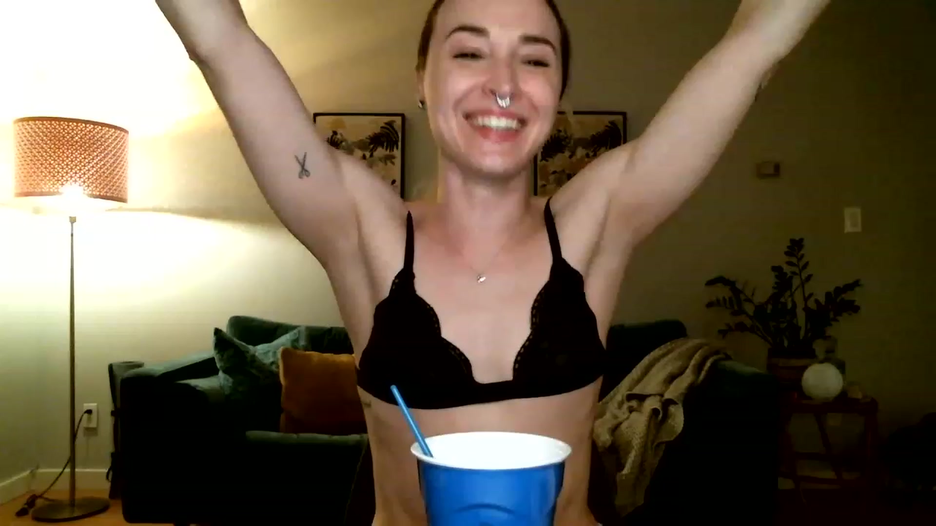 Gallery image thumbnail from KineticKoa's myfreecams stream on, 05/22/2023, 08:25 image 13 of 20