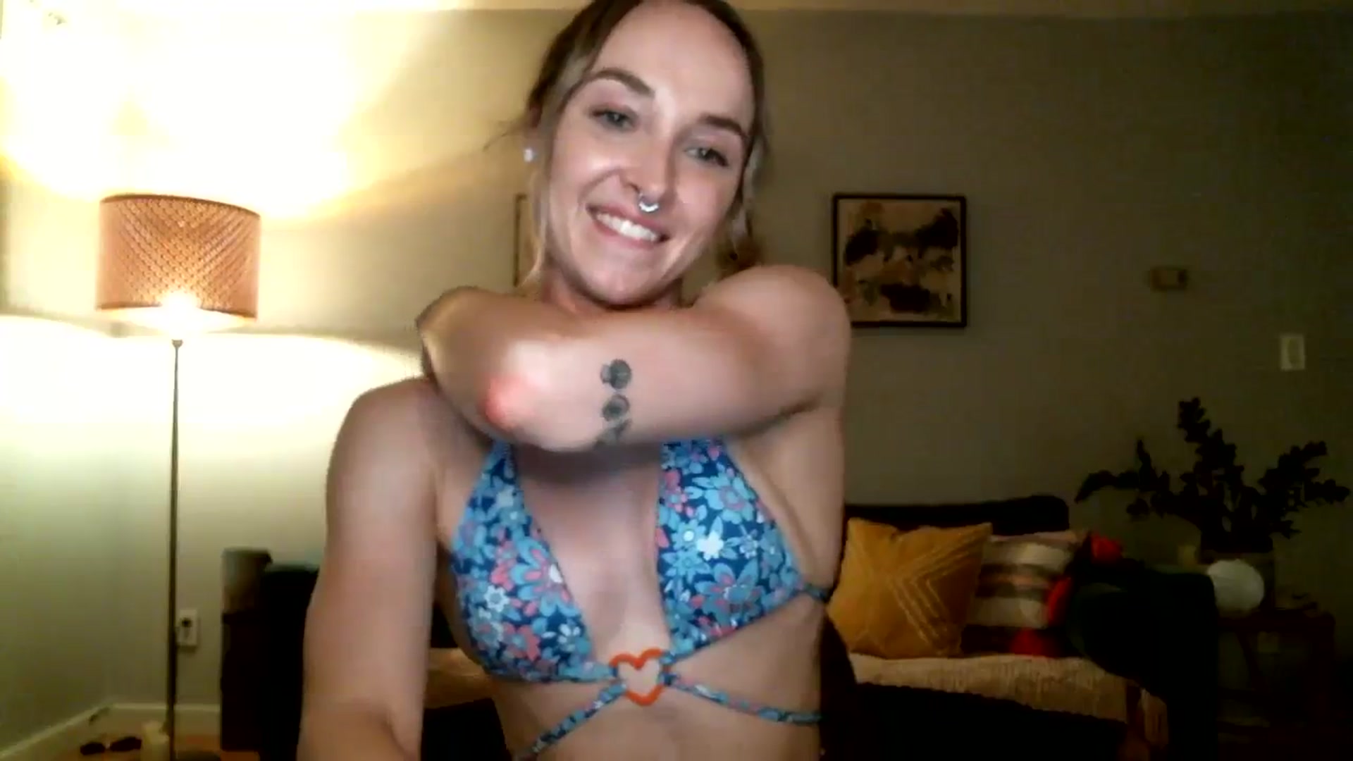 Gallery image thumbnail from KineticKoa's myfreecams stream on, 08/18/2023, 07:32 image 9 of 20