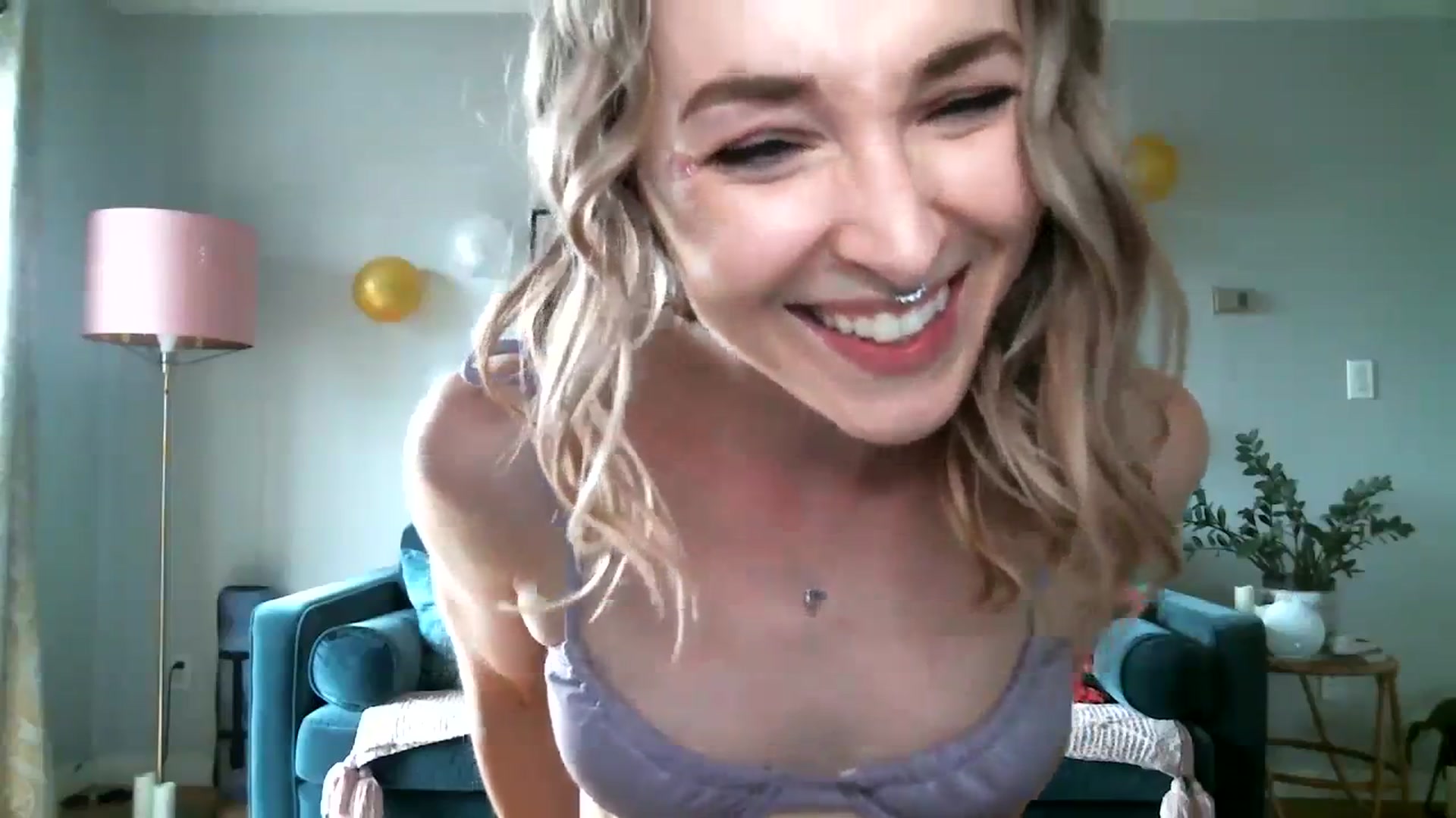 Gallery image thumbnail from KineticKoa's myfreecams stream on, 08/21/2023, 24:36 image 9 of 20