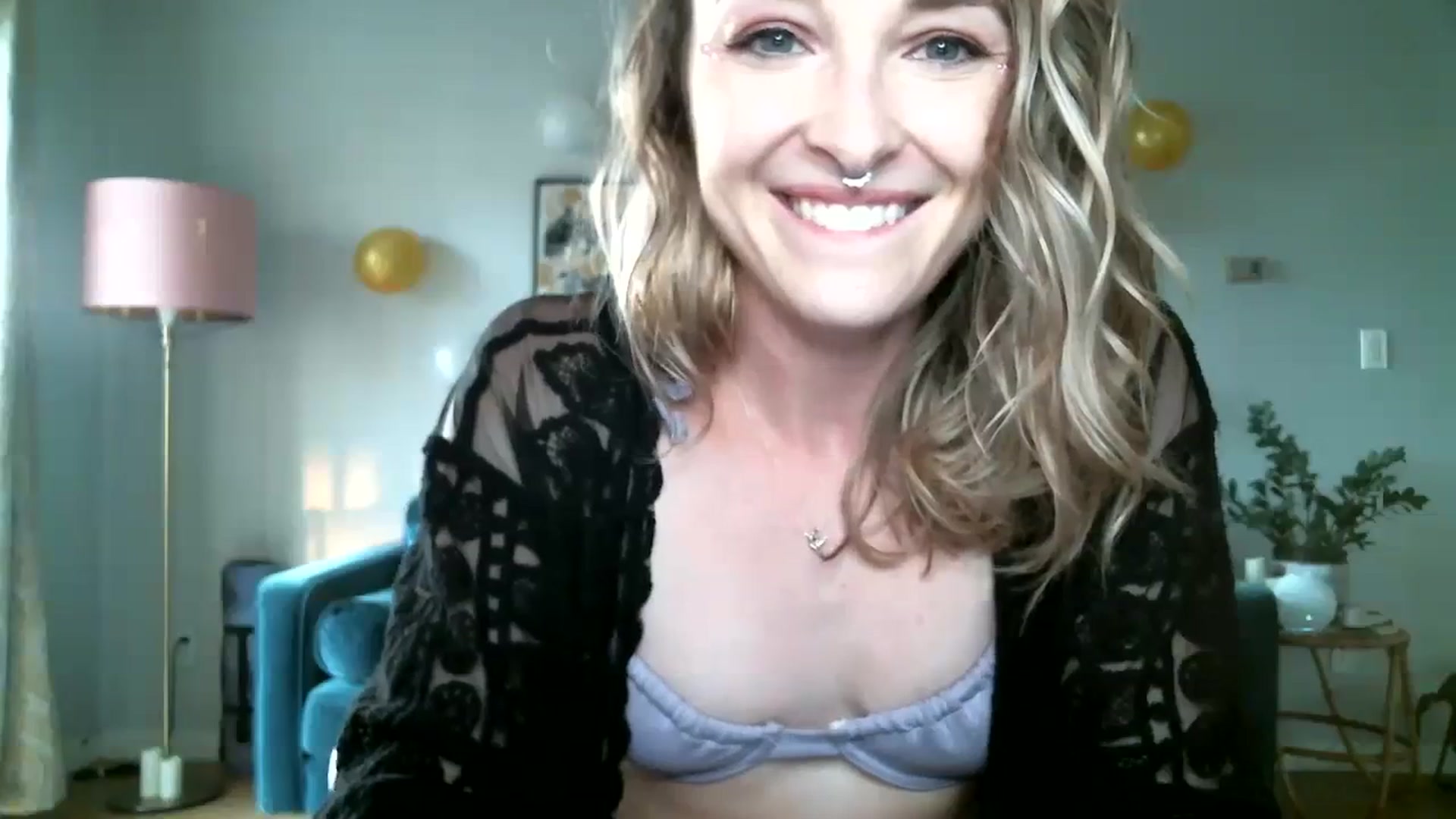 Gallery image thumbnail from KineticKoa's myfreecams stream on, 08/21/2023, 02:51 image 10 of 20
