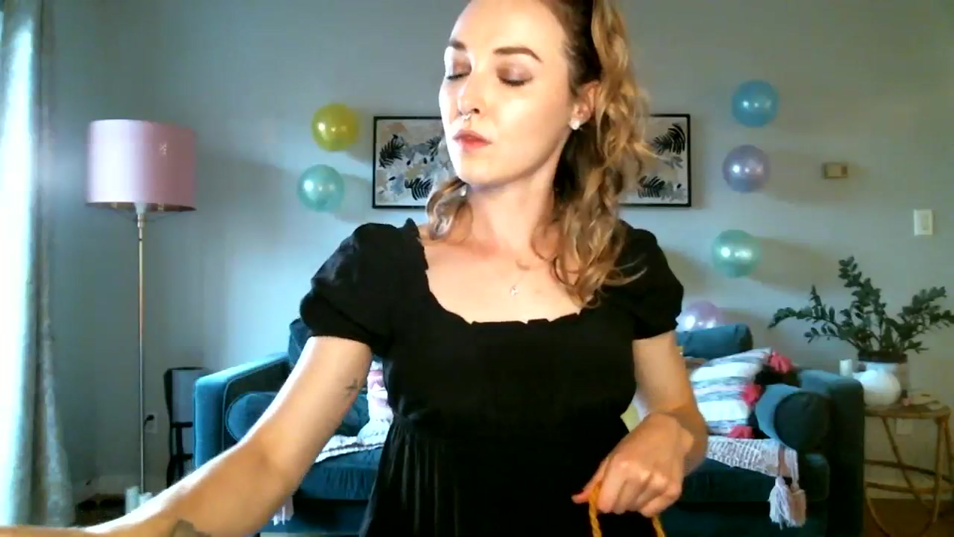 Gallery image thumbnail from KineticKoa's myfreecams stream on, 09/04/2023, 02:55 image 13 of 20