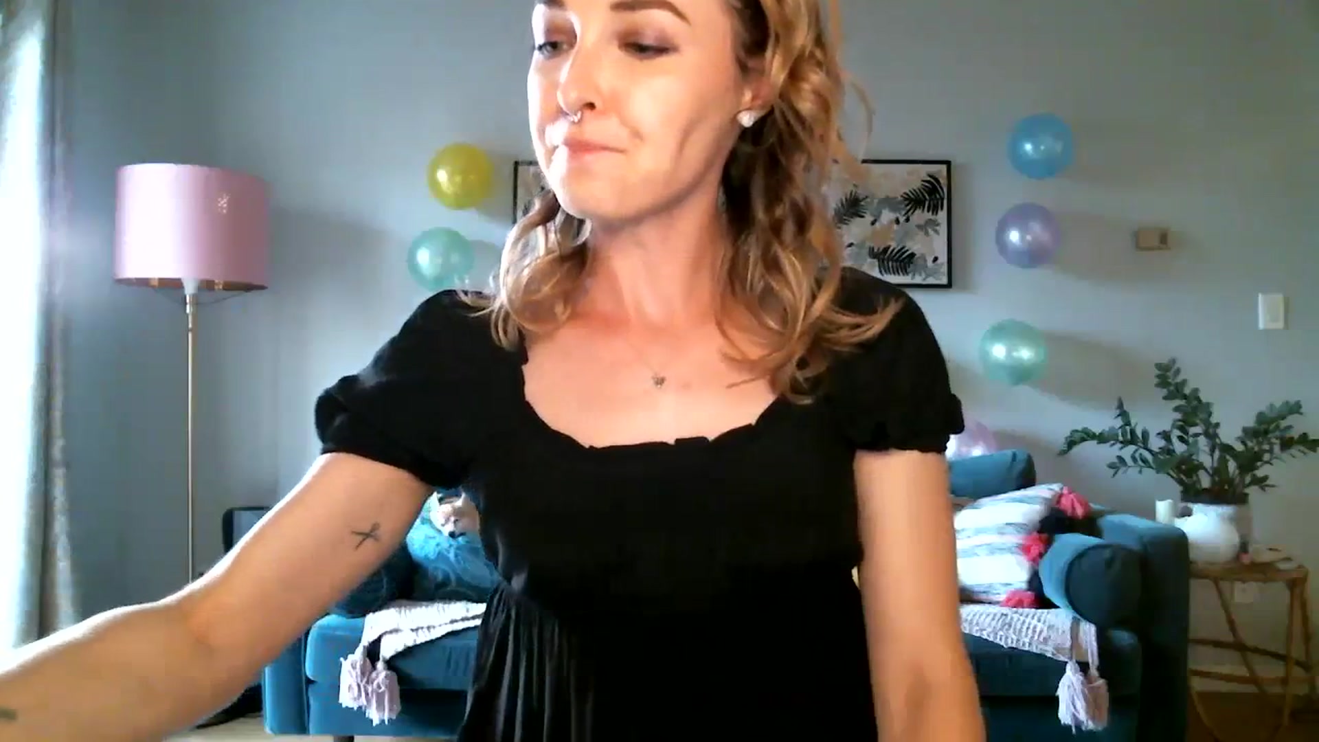 Gallery image thumbnail from KineticKoa's myfreecams stream on, 09/04/2023, 02:55 image 4 of 20