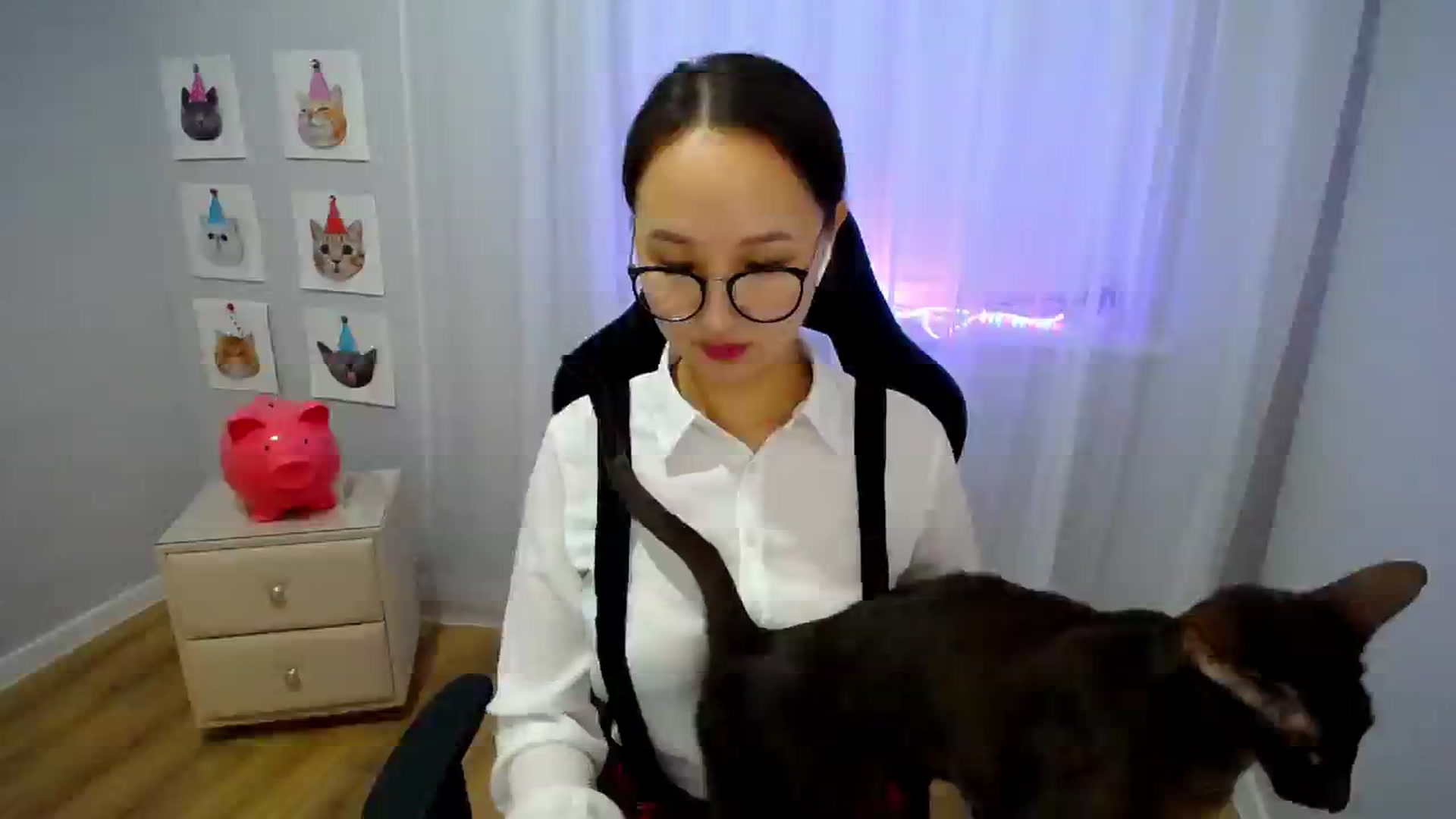 Gallery image thumbnail from Kingoo's myfreecams stream on, 01/15/2024, 22:47 image 15 of 20