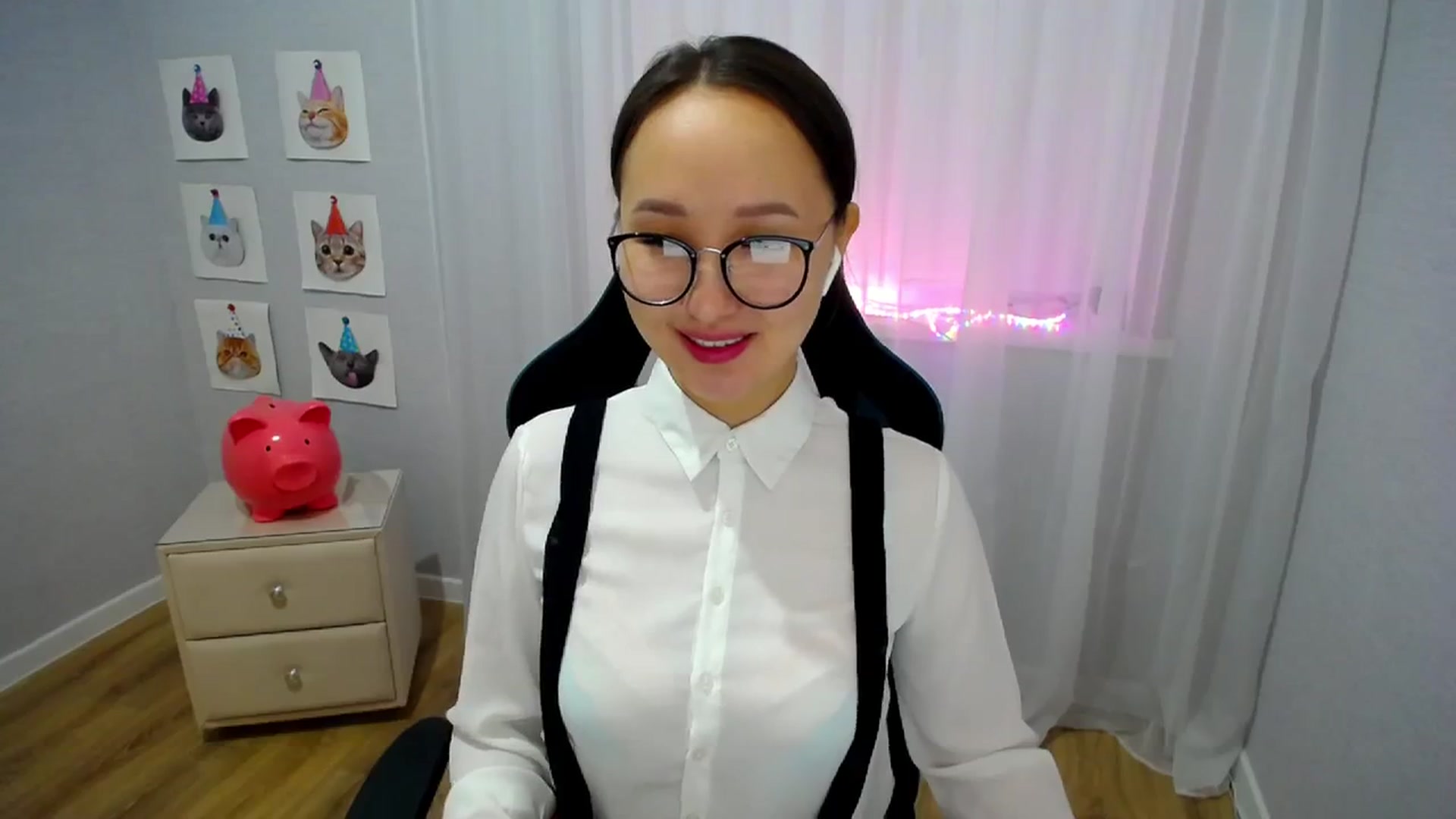 Gallery image thumbnail from Kingoo's myfreecams stream on, 01/15/2024, 22:47 image 5 of 20