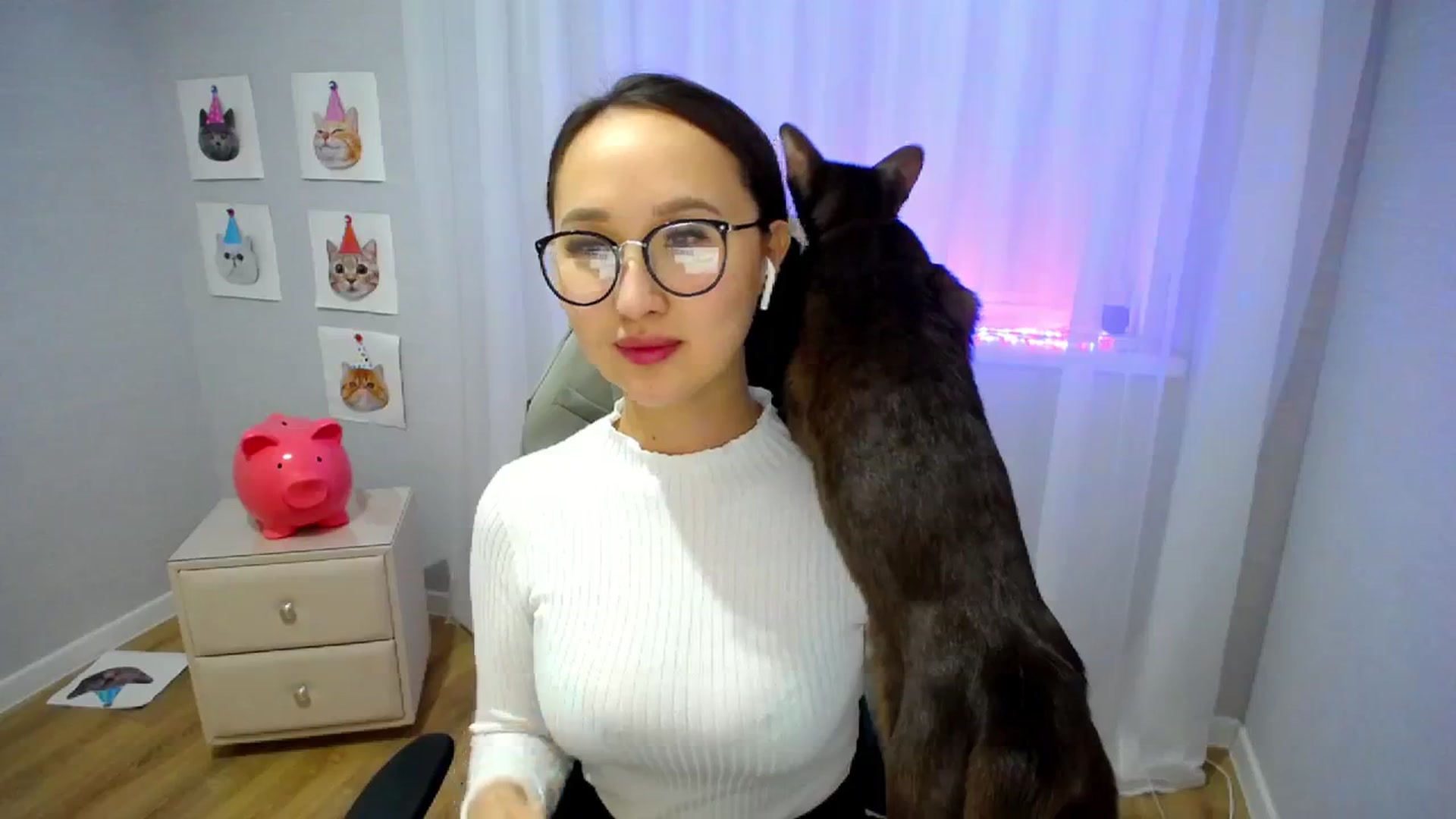 Gallery image thumbnail from Kingoo's myfreecams stream on, 01/26/2024, 22:35 image 5 of 20
