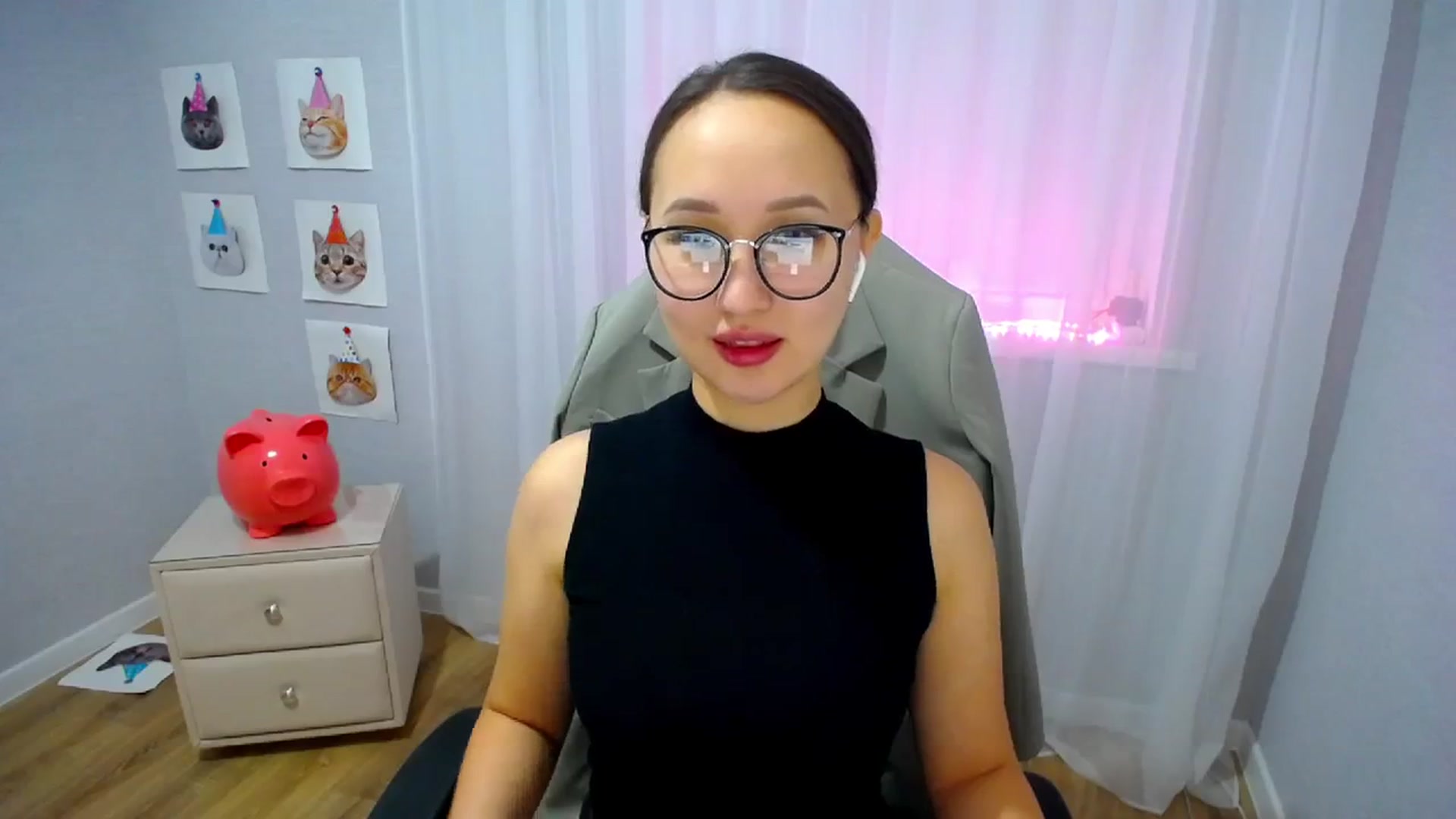 Gallery image thumbnail from Kingoo's myfreecams stream on, 01/31/2024, 23:27 image 7 of 20