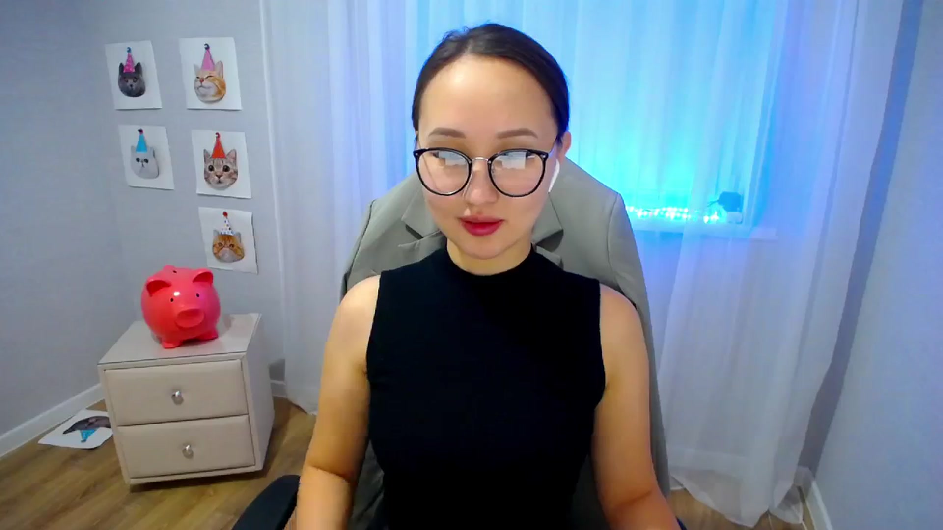 Gallery image thumbnail from Kingoo's myfreecams stream on, 01/31/2024, 23:27 image 12 of 20