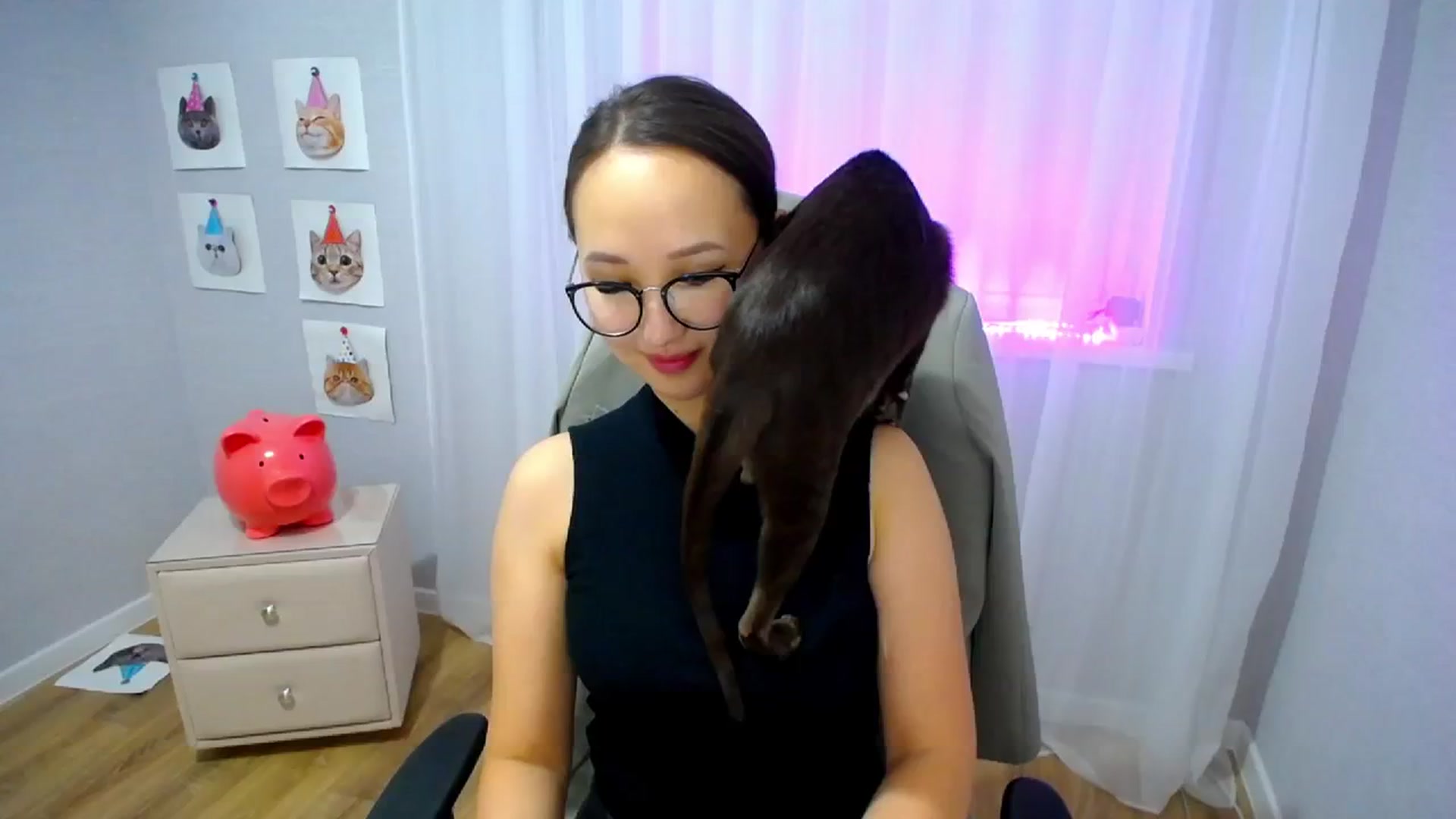 Gallery image thumbnail from Kingoo's myfreecams stream on, 01/31/2024, 23:27 image 19 of 20