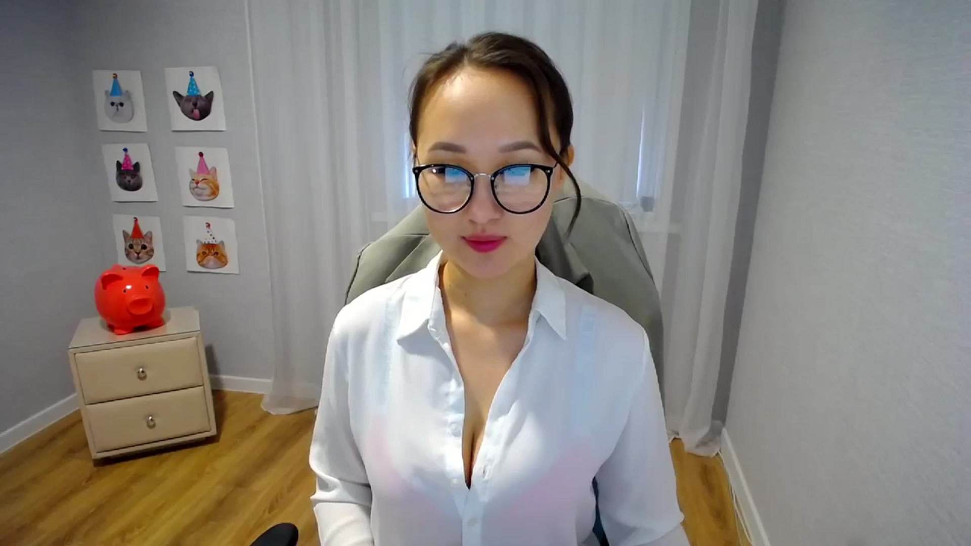Gallery image thumbnail from Kingoo's myfreecams stream on, 02/12/2024, 06:34 image 3 of 20