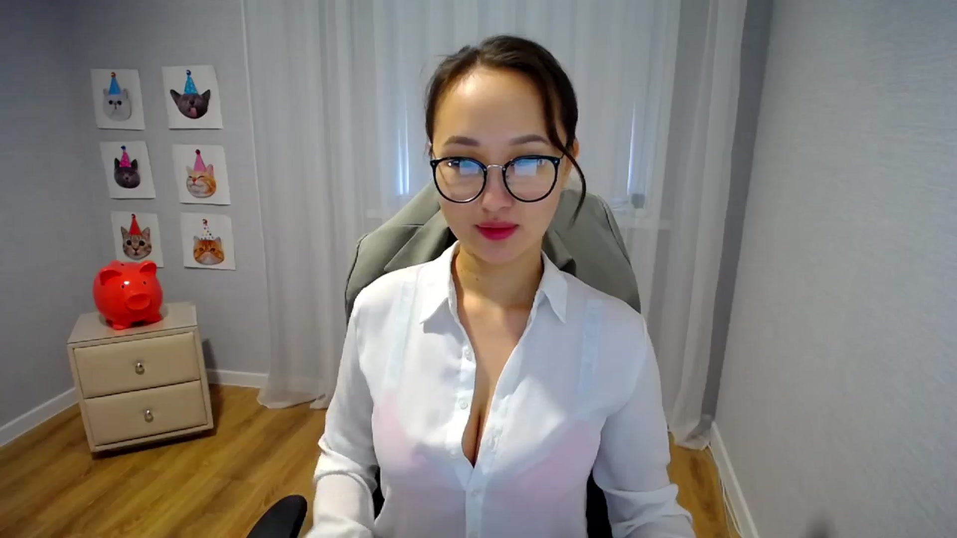 Gallery image thumbnail from Kingoo's myfreecams stream on, 02/12/2024, 06:34 image 19 of 20