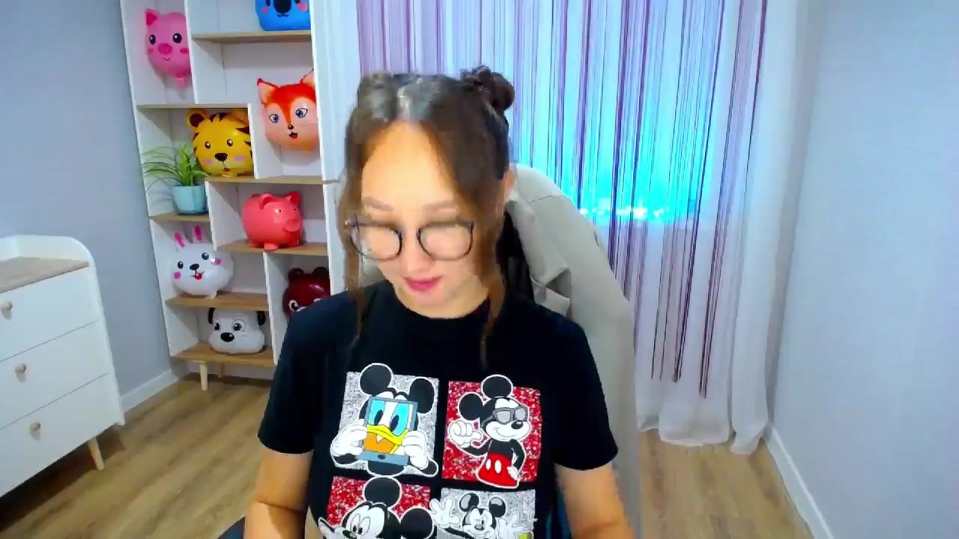 Gallery image thumbnail from Kingoo's myfreecams stream on, 08/05/2024, 02:38 image 7 of 20