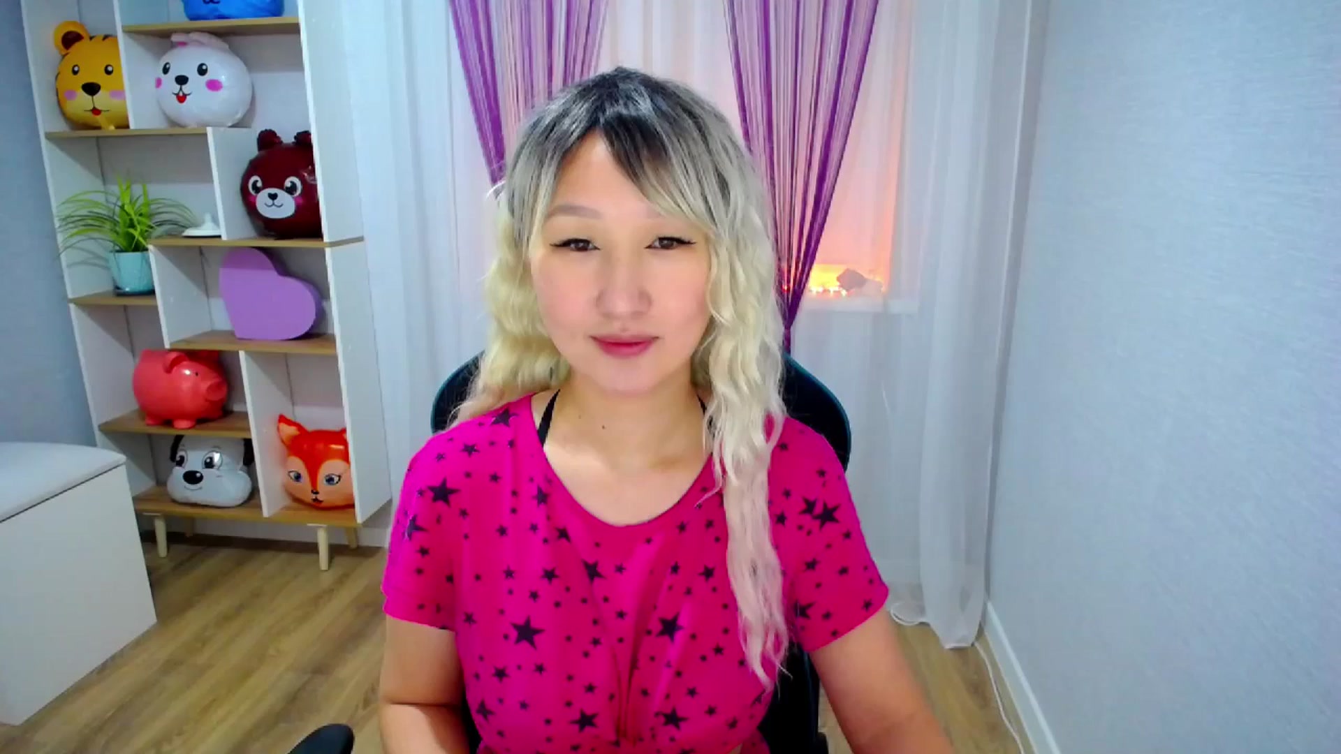 Gallery image thumbnail from Kingoo's myfreecams stream on, 02/24/2025, 01:48 image 13 of 20