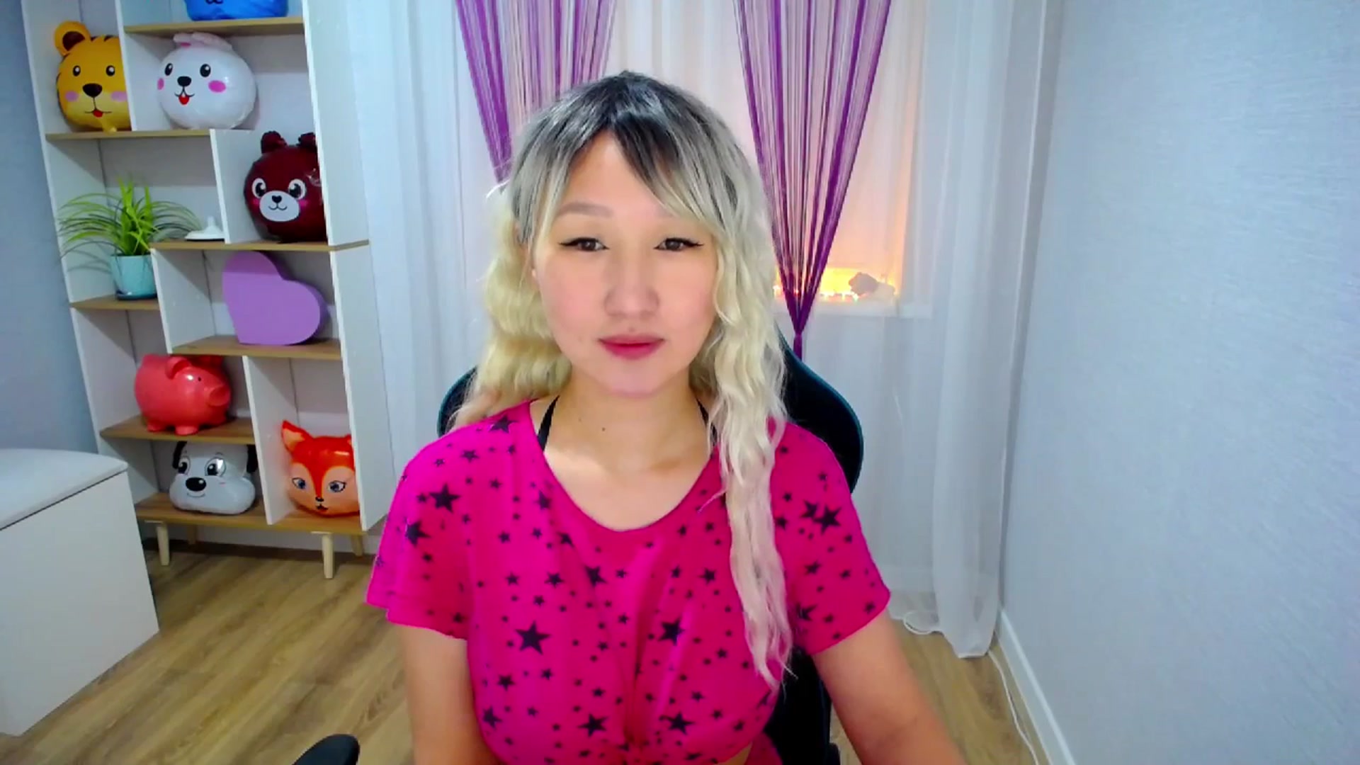 Gallery image thumbnail from Kingoo's myfreecams stream on, 02/24/2025, 01:48 image 14 of 20