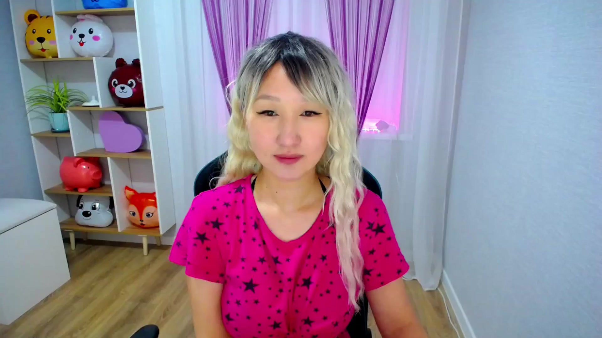Gallery image thumbnail from Kingoo's myfreecams stream on, 02/24/2025, 01:48 image 4 of 20