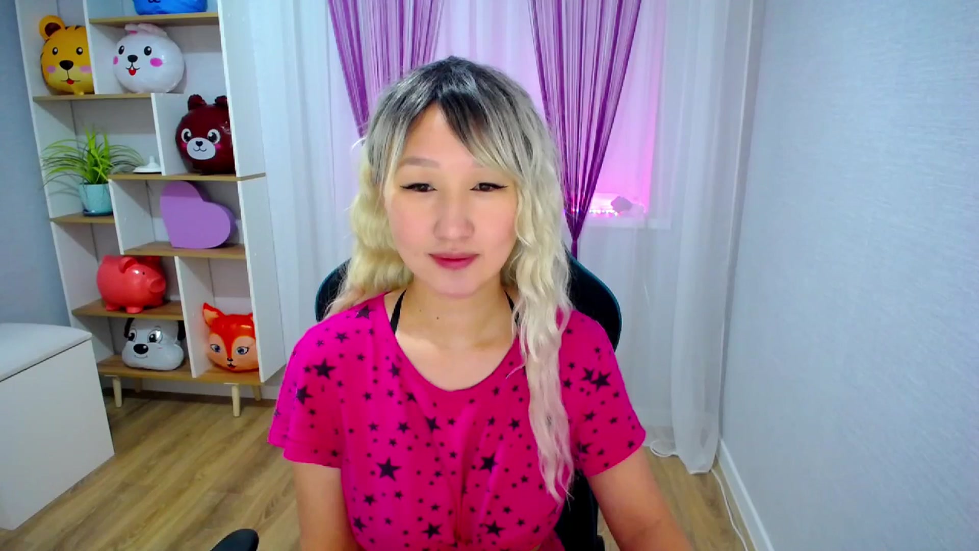 Gallery image thumbnail from Kingoo's myfreecams stream on, 02/24/2025, 01:48 image 15 of 20