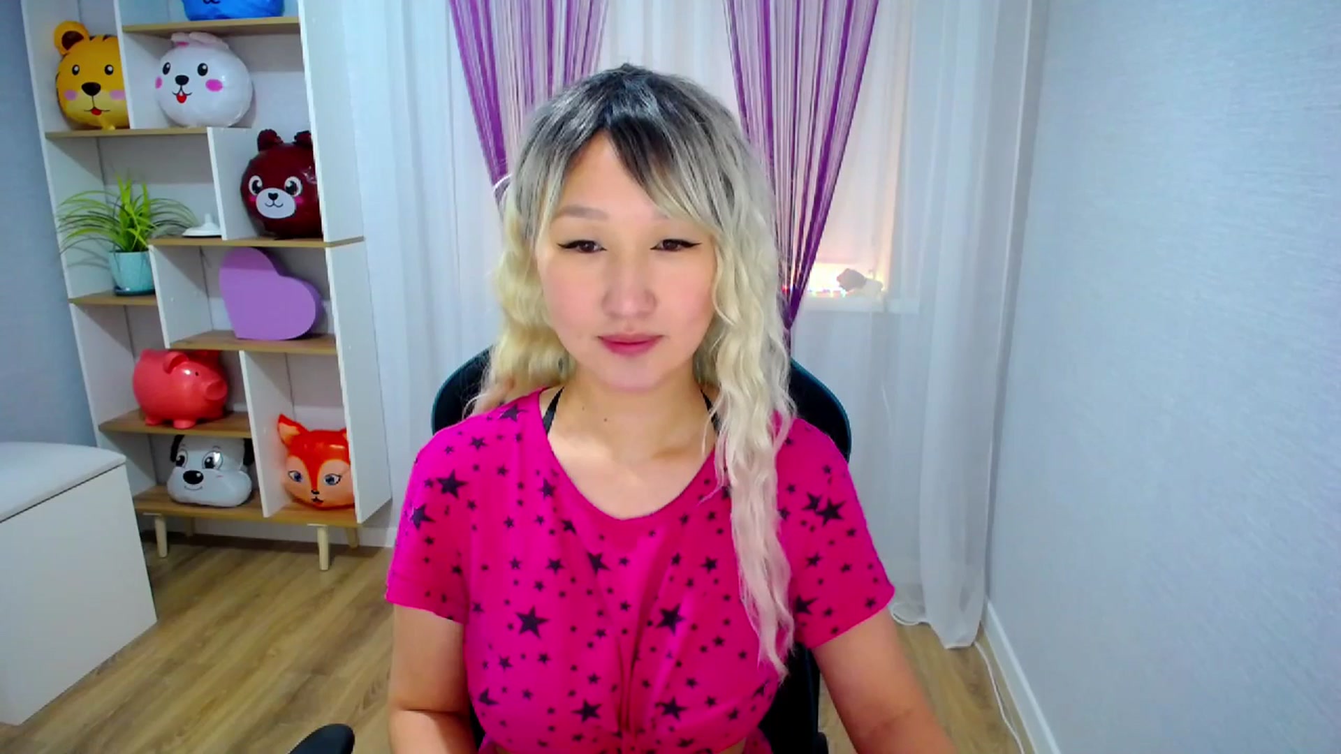 Gallery image thumbnail from Kingoo's myfreecams stream on, 02/24/2025, 01:48 image 6 of 20