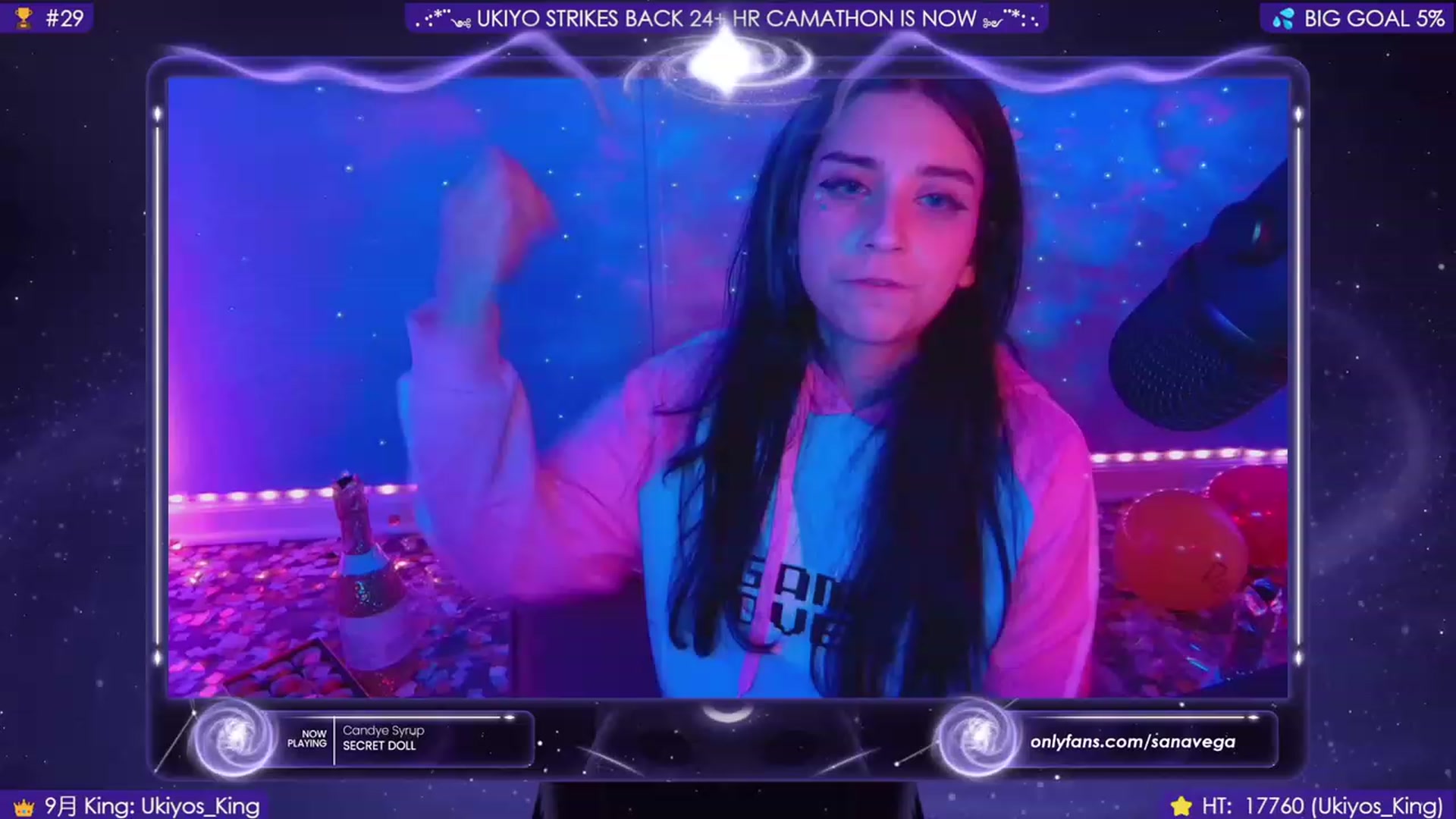 Gallery image thumbnail from Kings_Queen's myfreecams stream on, 09/30/2023, 18:22 image 6 of 20