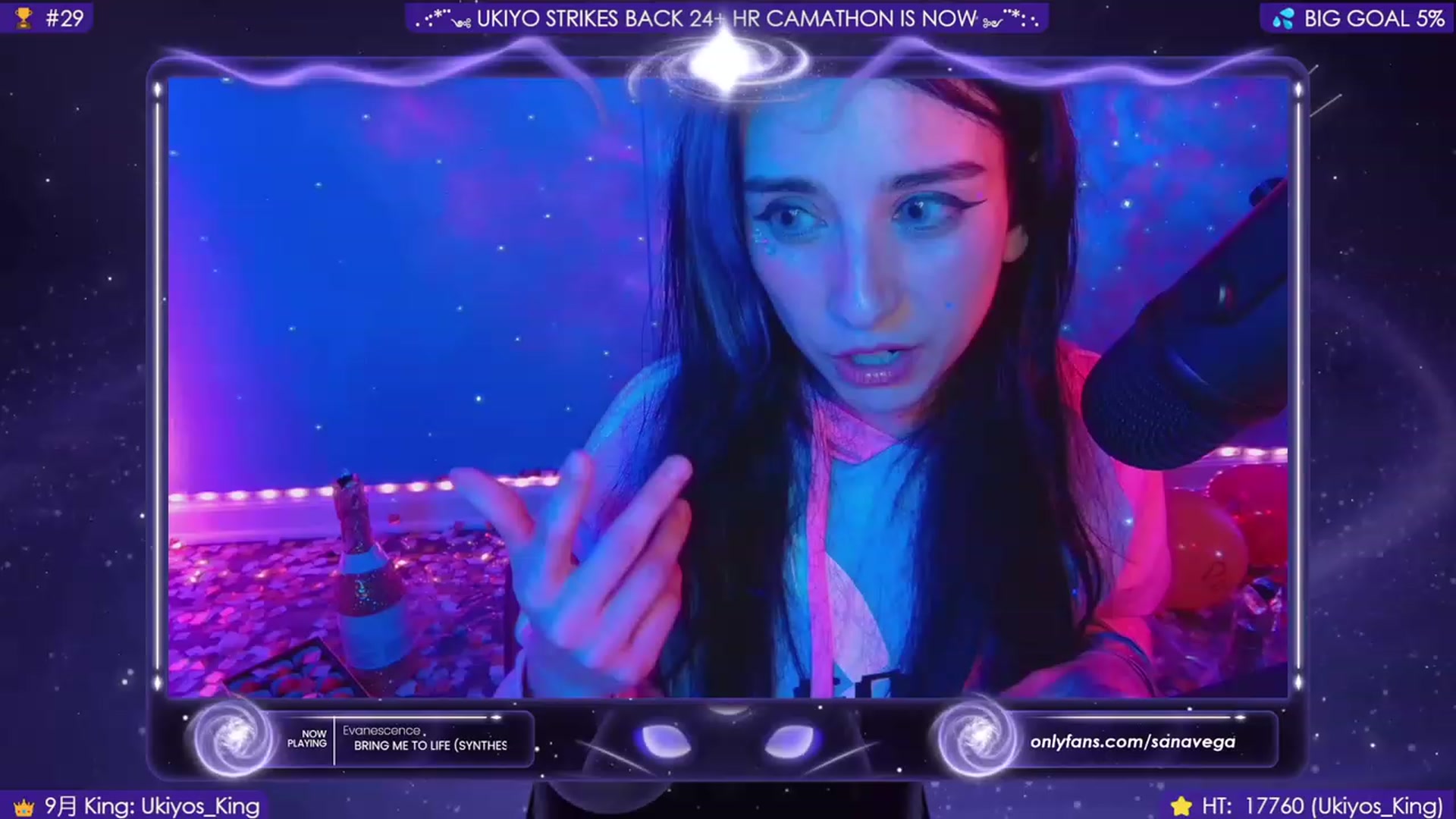 Gallery image thumbnail from Kings_Queen's myfreecams stream on, 09/30/2023, 18:22 image 8 of 20