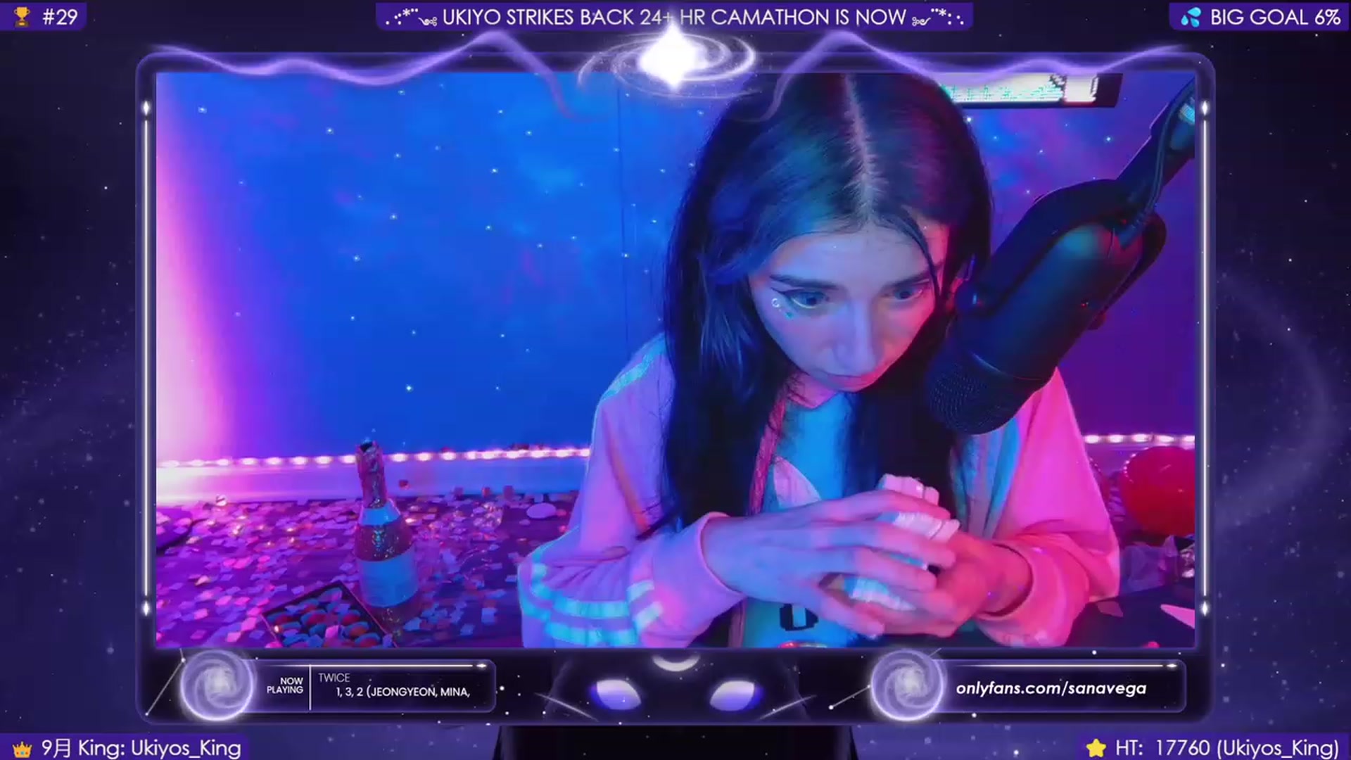 Gallery image thumbnail from Kings_Queen's myfreecams stream on, 09/30/2023, 21:26 image 9 of 20