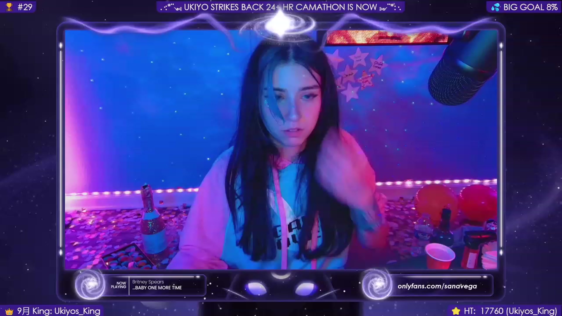Gallery image thumbnail from Kings_Queen's myfreecams stream on, 09/30/2023, 21:26 image 19 of 20