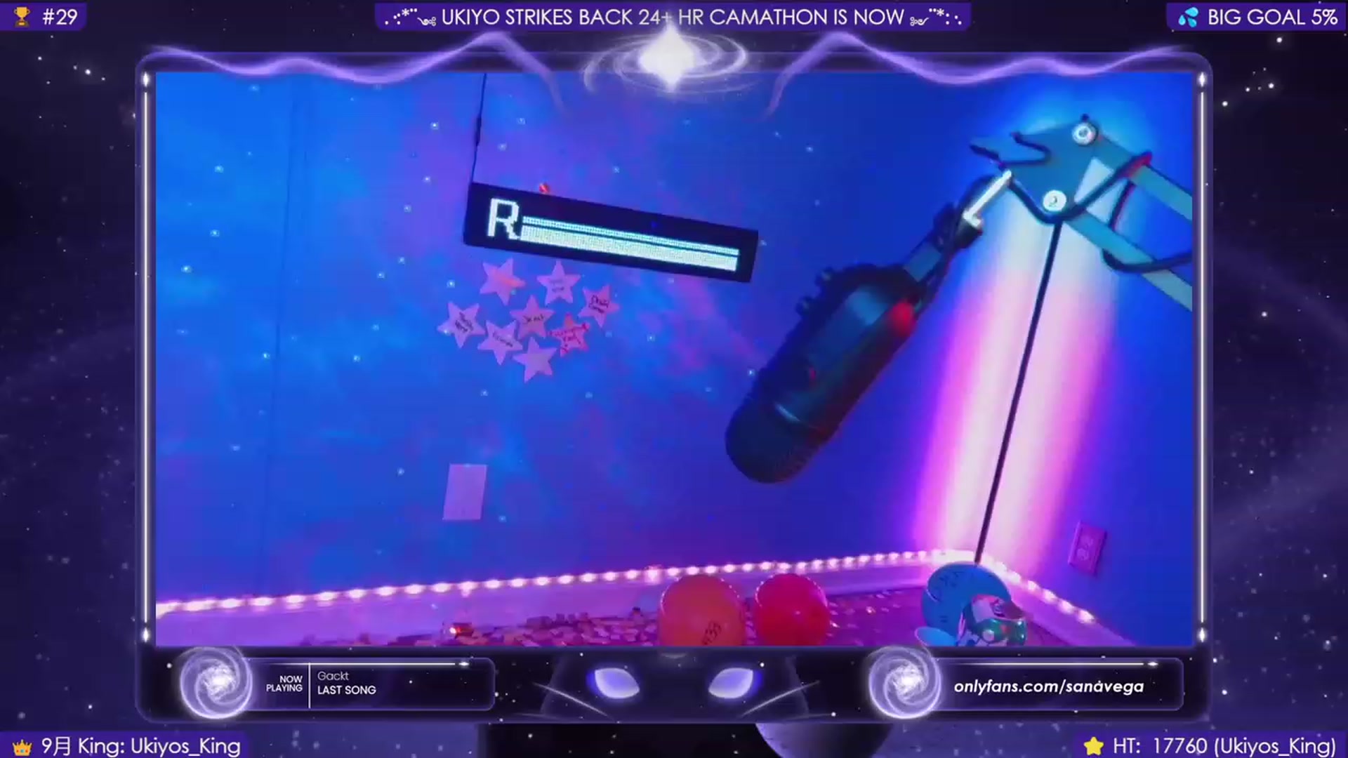 Gallery image thumbnail from Kings_Queen's myfreecams stream on, 09/30/2023, 21:26 image 2 of 20