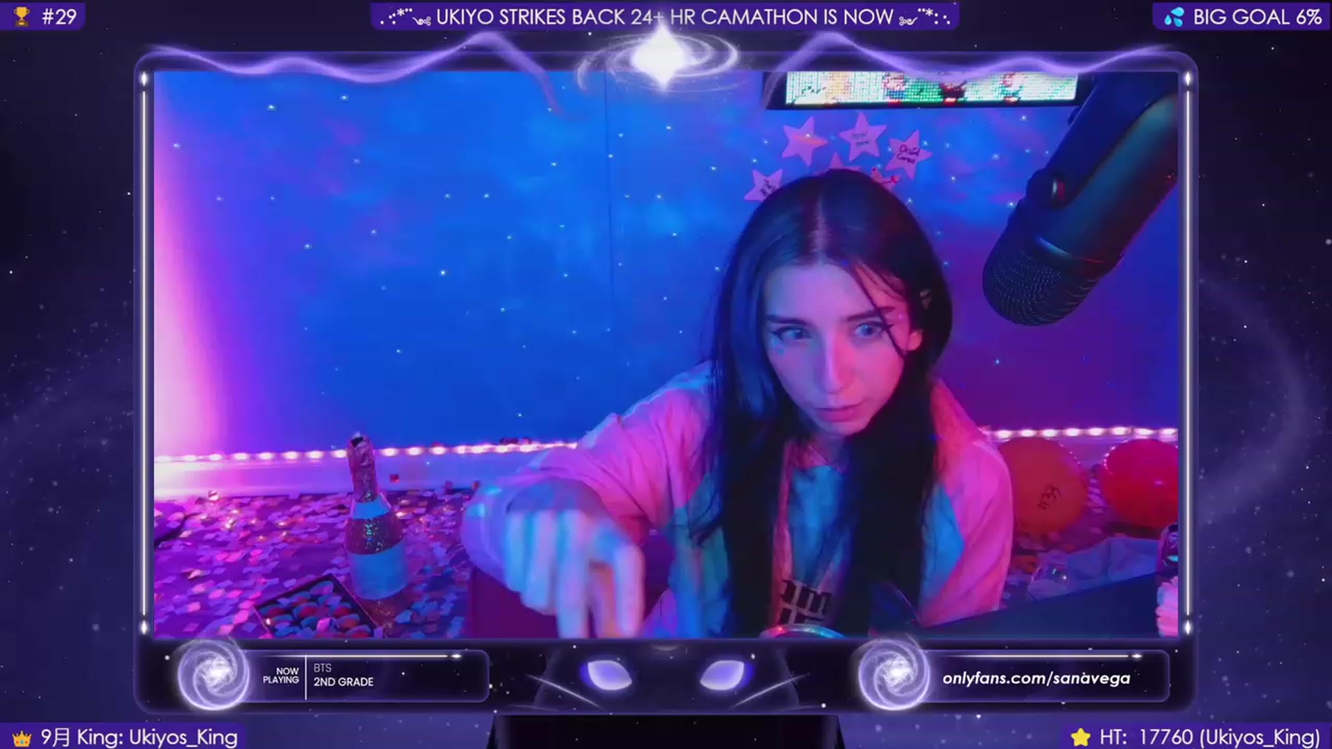 Gallery image thumbnail from Kings_Queen's myfreecams stream on, 09/30/2023, 21:26 image 15 of 20