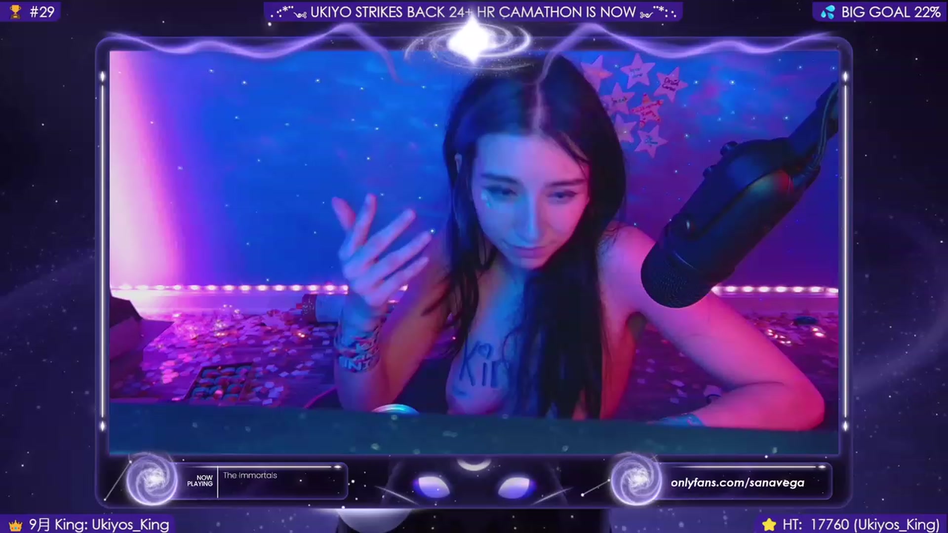 Gallery image thumbnail from Kings_Queen's myfreecams stream on, 10/01/2023, 24:23 image 5 of 20