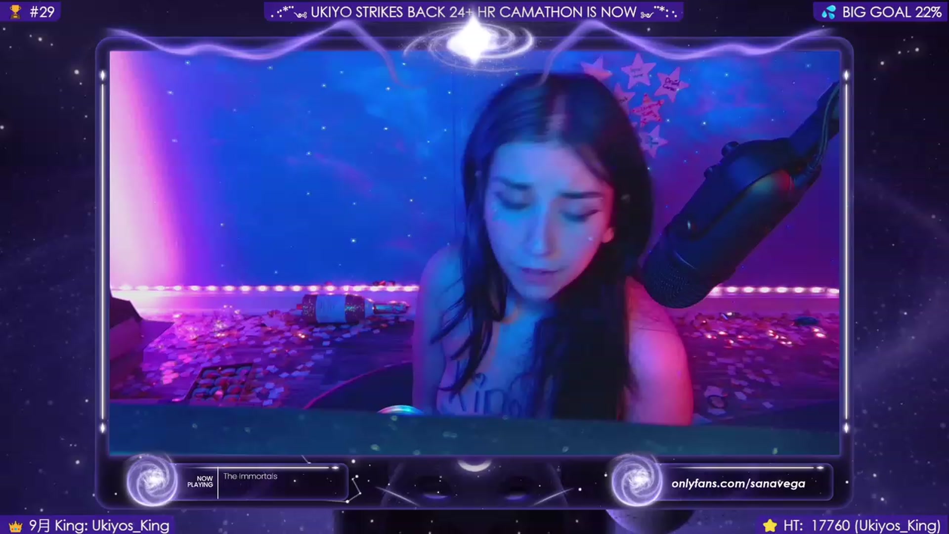 Gallery image thumbnail from Kings_Queen's myfreecams stream on, 10/01/2023, 24:23 image 7 of 20