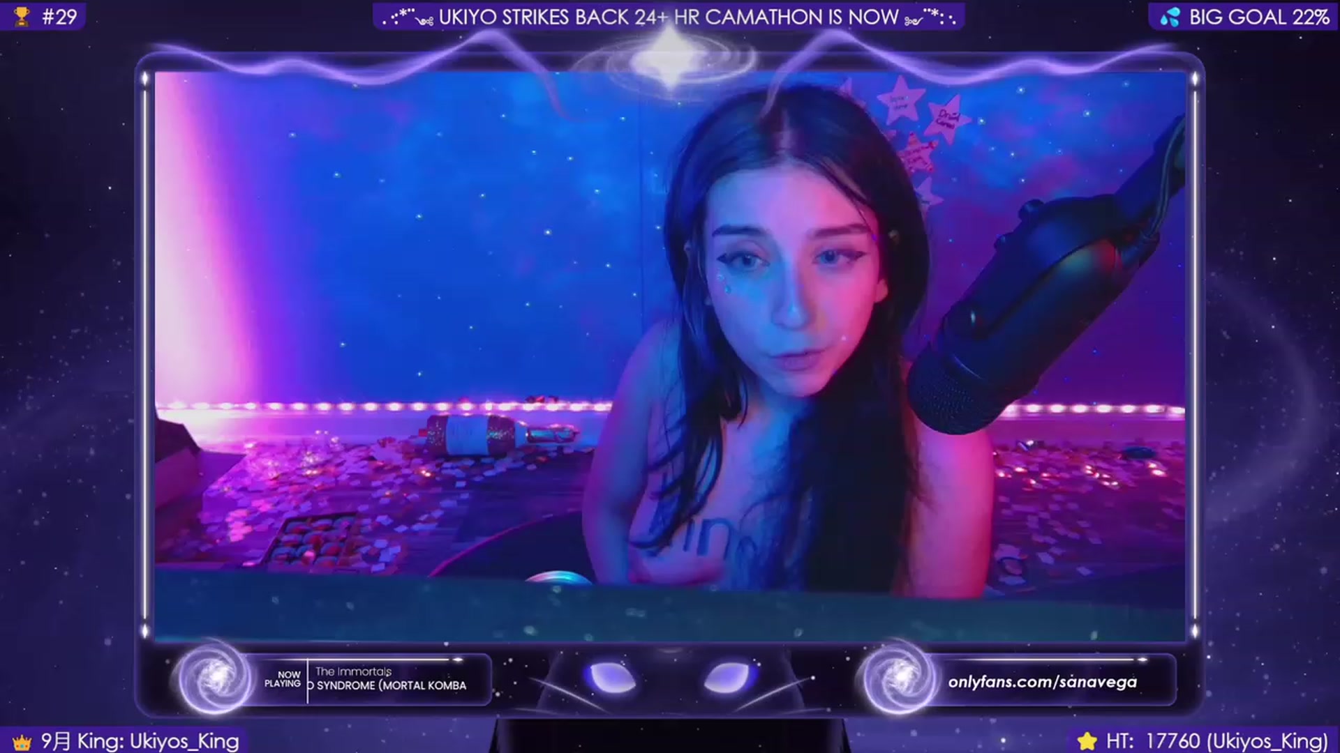 Gallery image thumbnail from Kings_Queen's myfreecams stream on, 10/01/2023, 24:23 image 6 of 20
