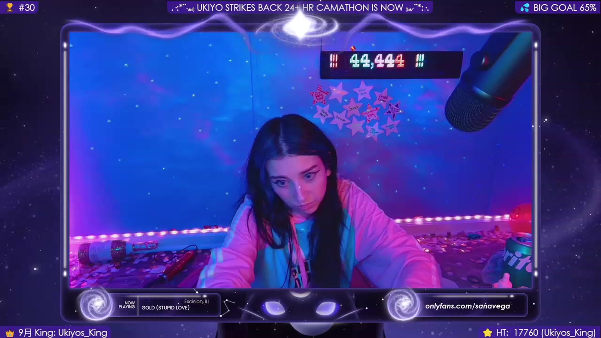 Gallery image thumbnail from Kings_Queen's myfreecams stream on, 10/01/2023, 06:41 image 18 of 20