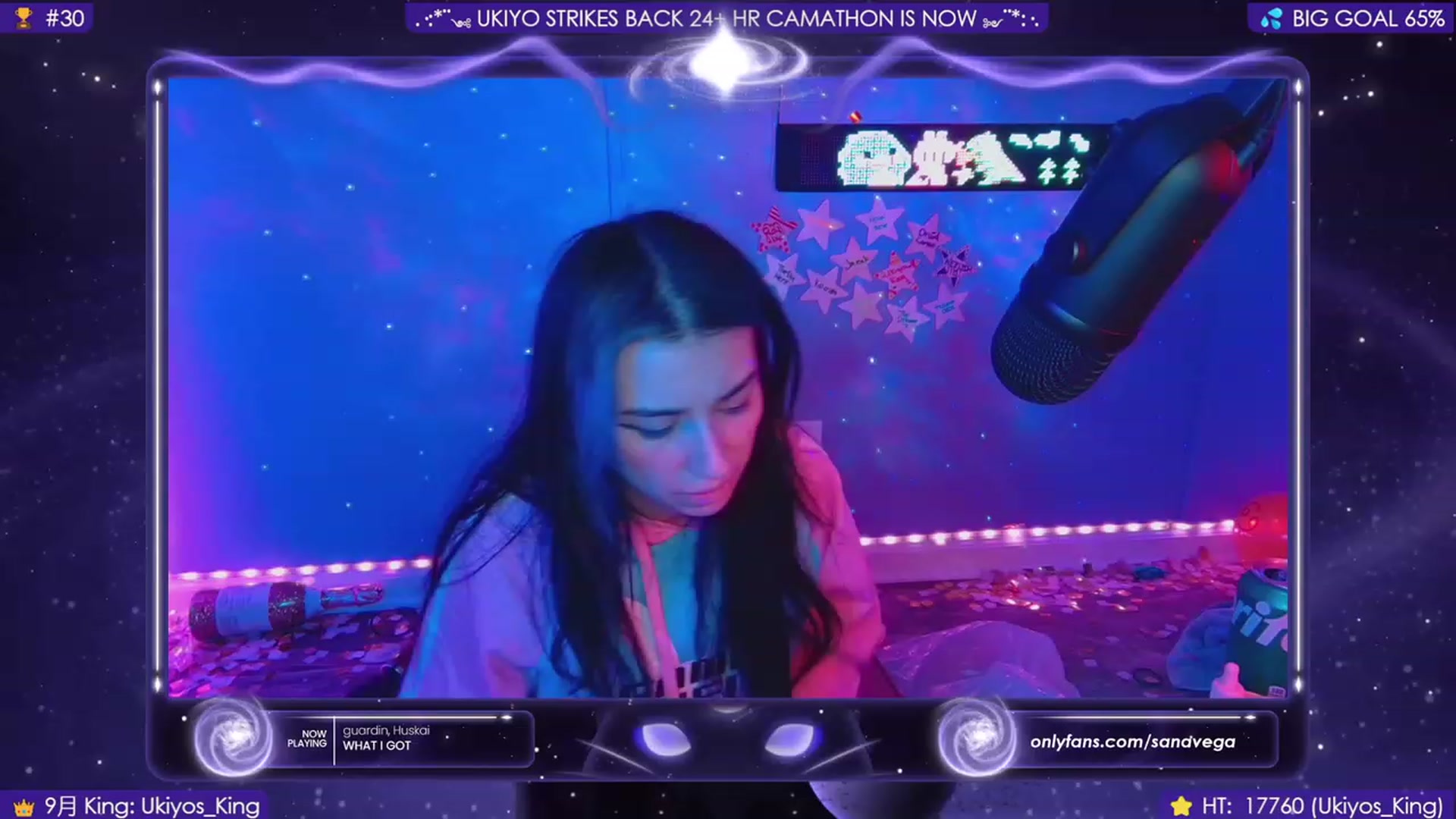 Gallery image thumbnail from Kings_Queen's myfreecams stream on, 10/01/2023, 06:41 image 19 of 20