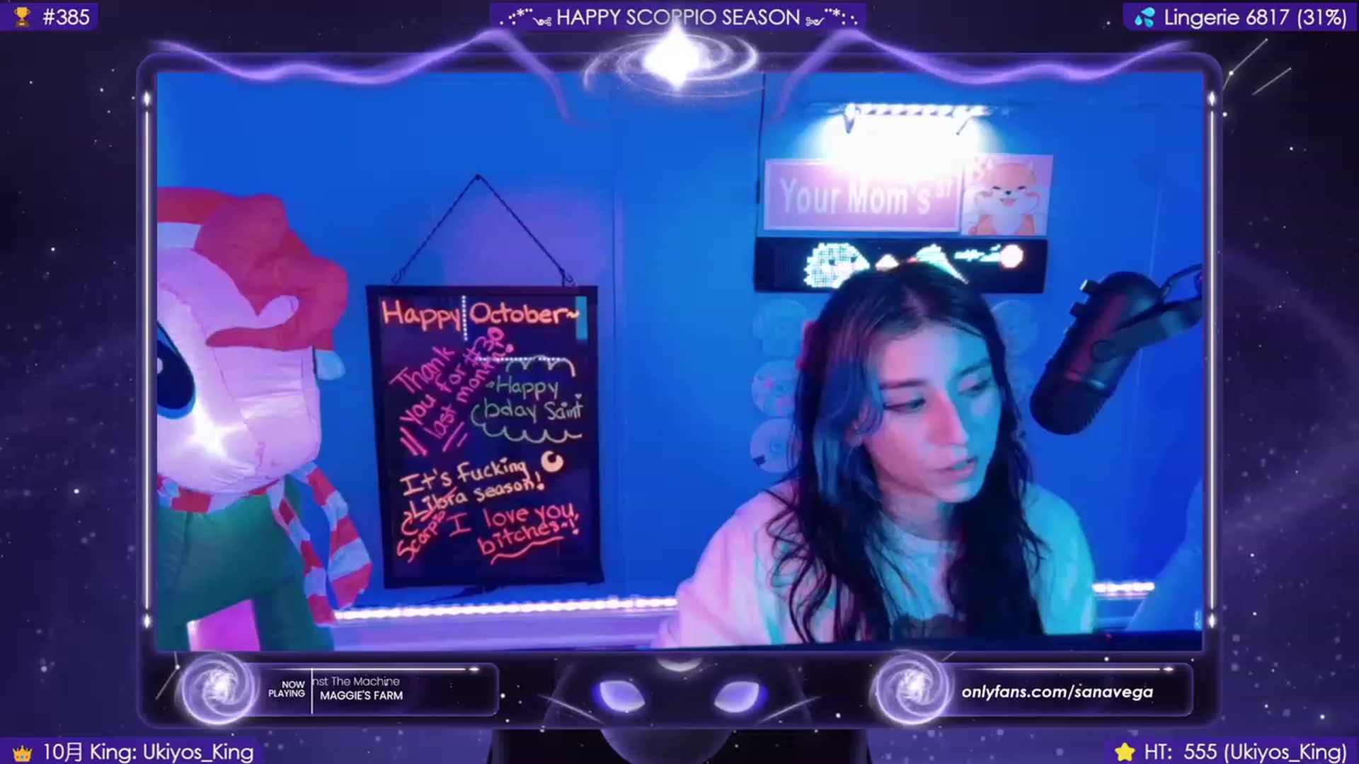 Gallery image thumbnail from Kings_Queen's myfreecams stream on, 10/24/2023, 08:16 image 12 of 20