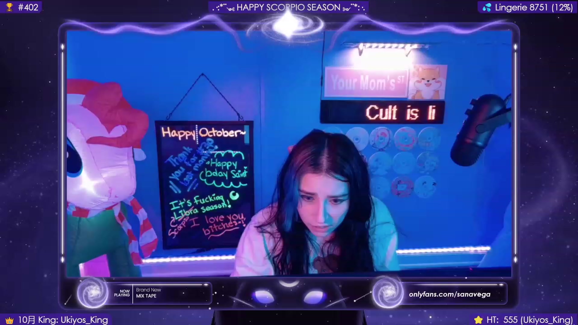 Gallery image thumbnail from Kings_Queen's myfreecams stream on, 10/24/2023, 08:16 image 5 of 20