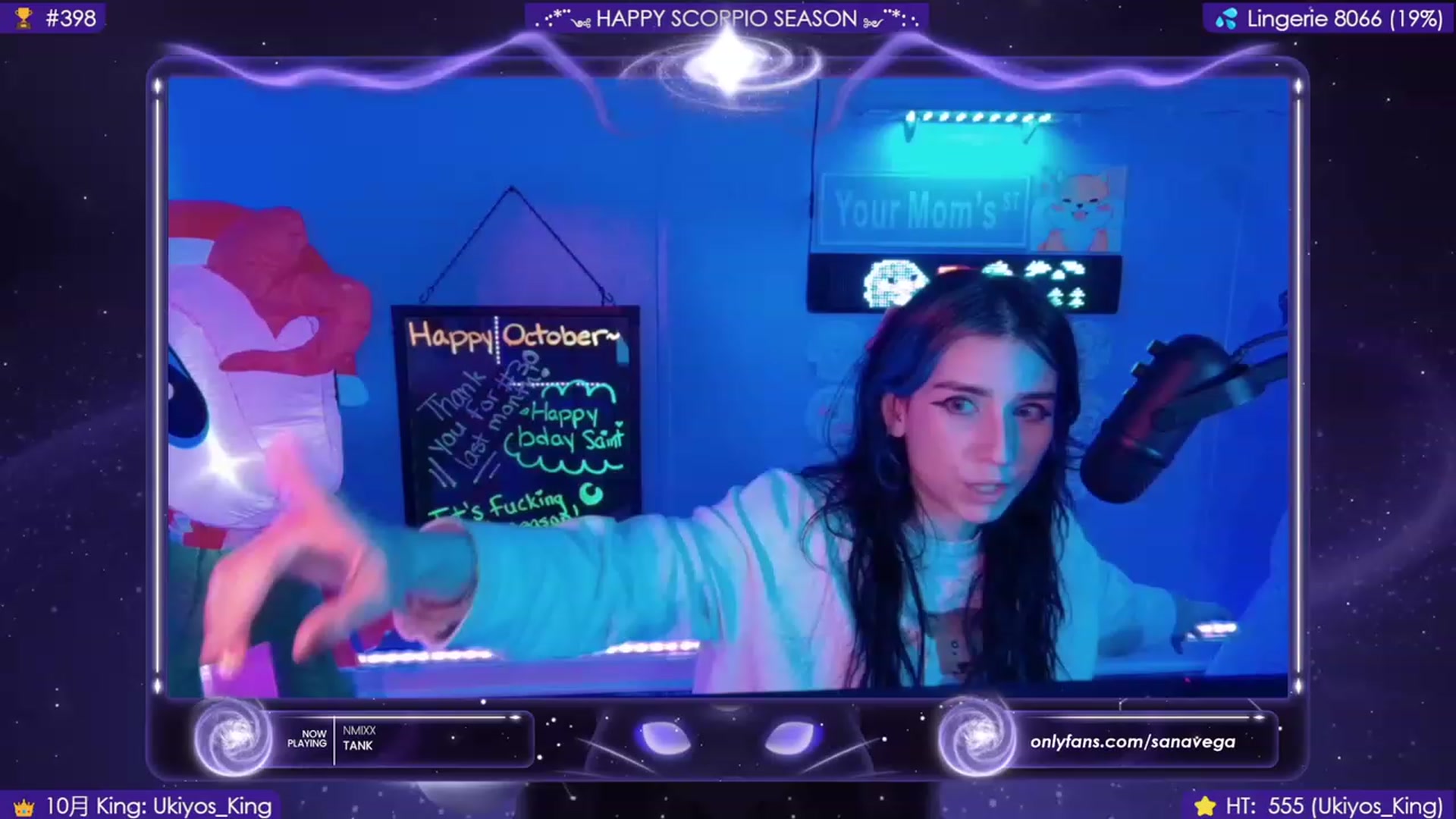 Gallery image thumbnail from Kings_Queen's myfreecams stream on, 10/24/2023, 08:16 image 9 of 20