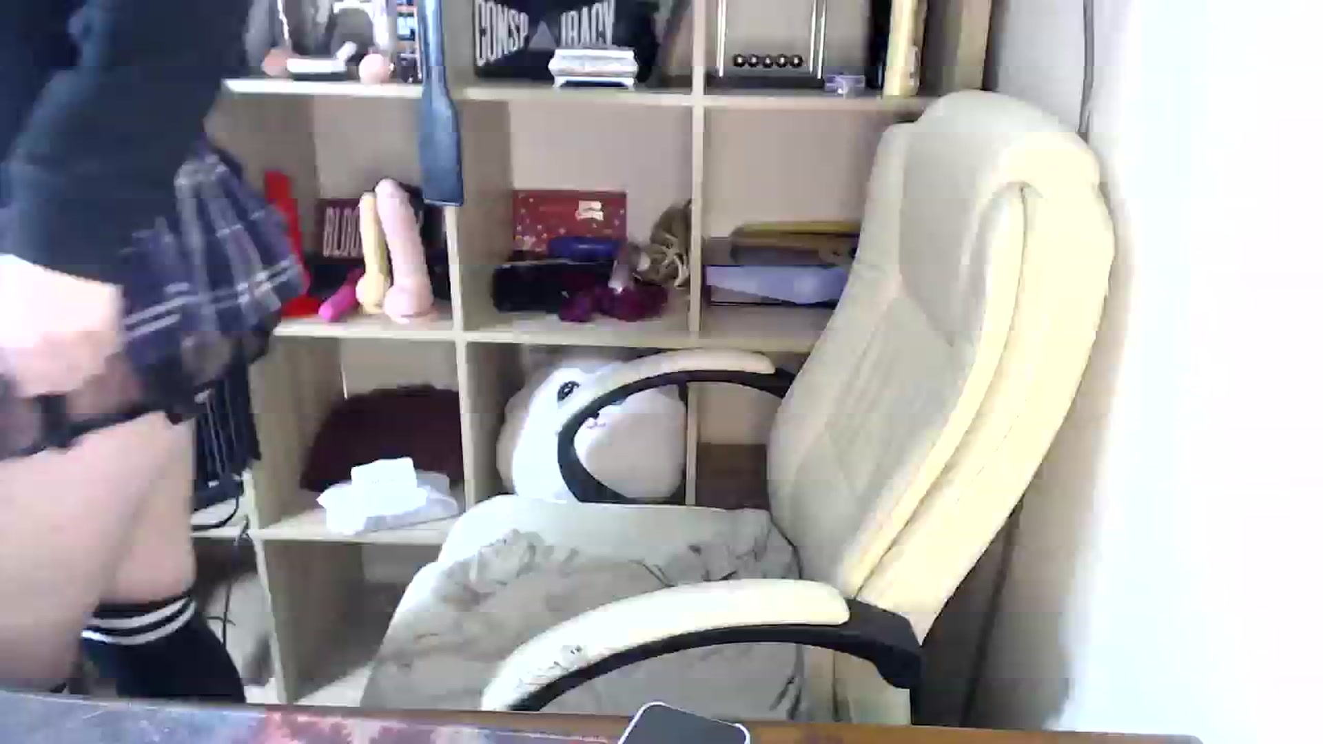 Gallery image thumbnail from Kinksta1's myfreecams stream on, 07/29/2023, 13:13 image 13 of 20