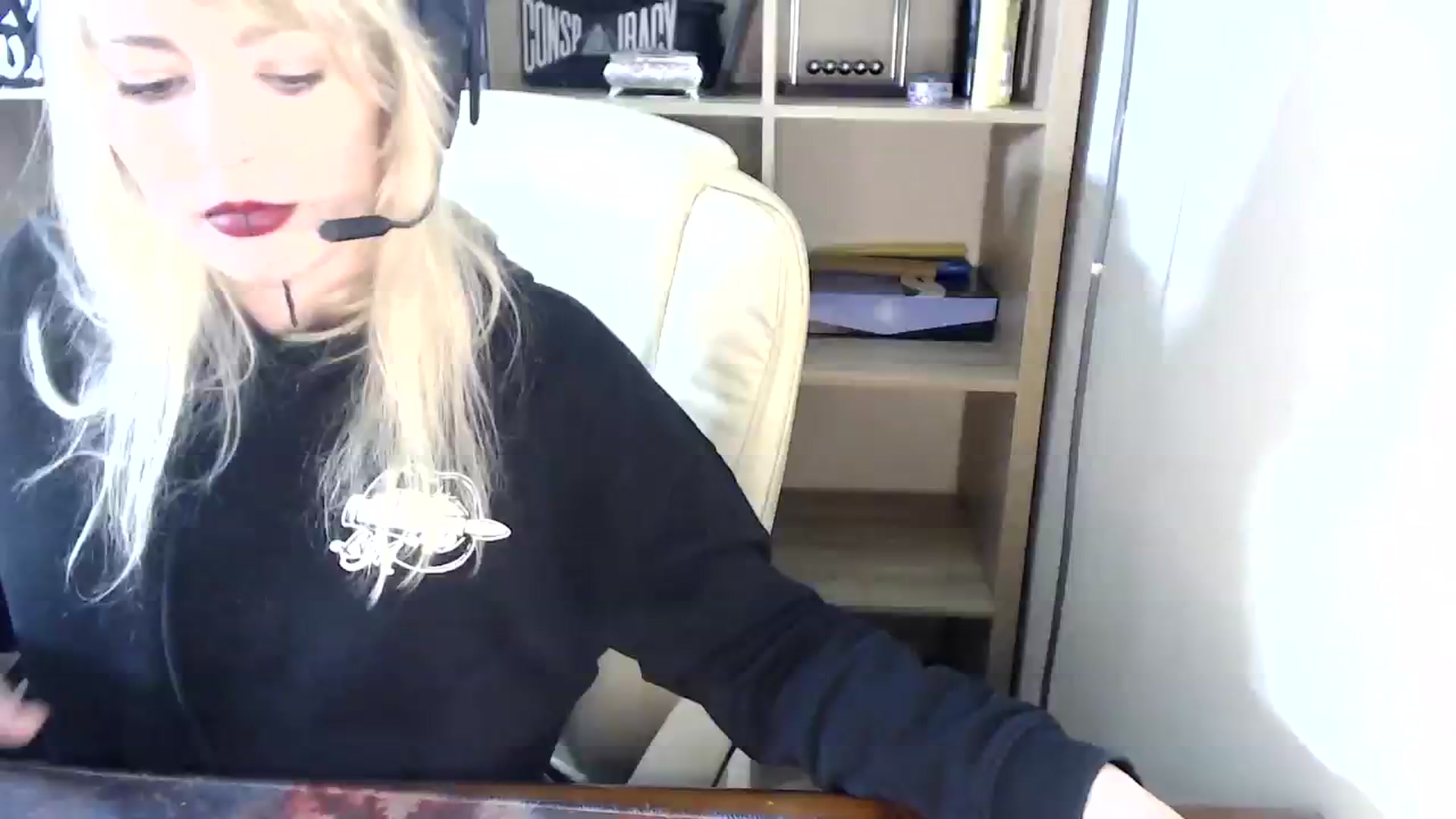 Gallery image thumbnail from Kinksta1's myfreecams stream on, 07/29/2023, 13:13 image 18 of 20