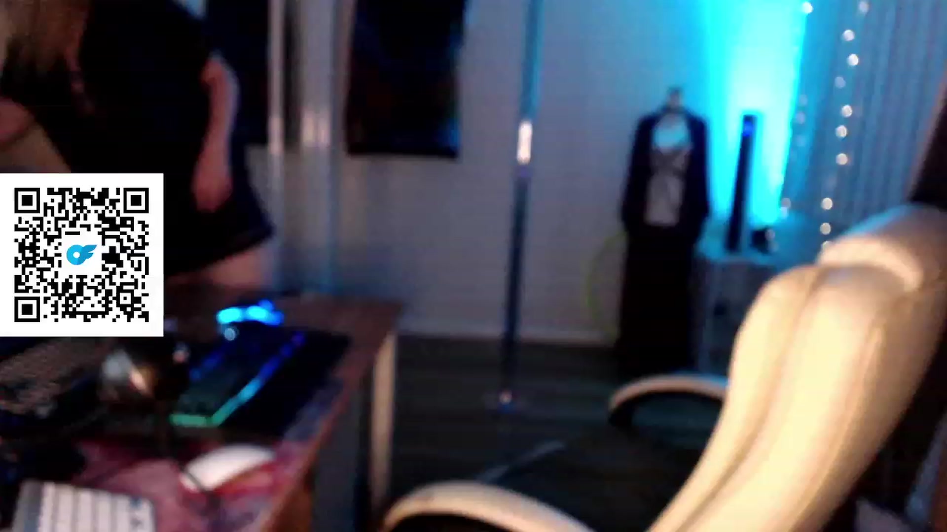 Gallery image thumbnail from Kinksta1's myfreecams stream on, 08/05/2023, 15:38 image 16 of 20