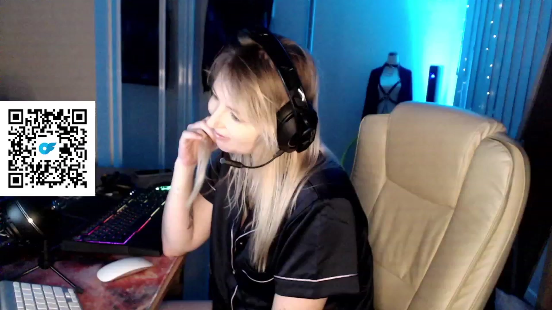 Gallery image thumbnail from Kinksta1's myfreecams stream on, 08/05/2023, 16:15 image 7 of 20