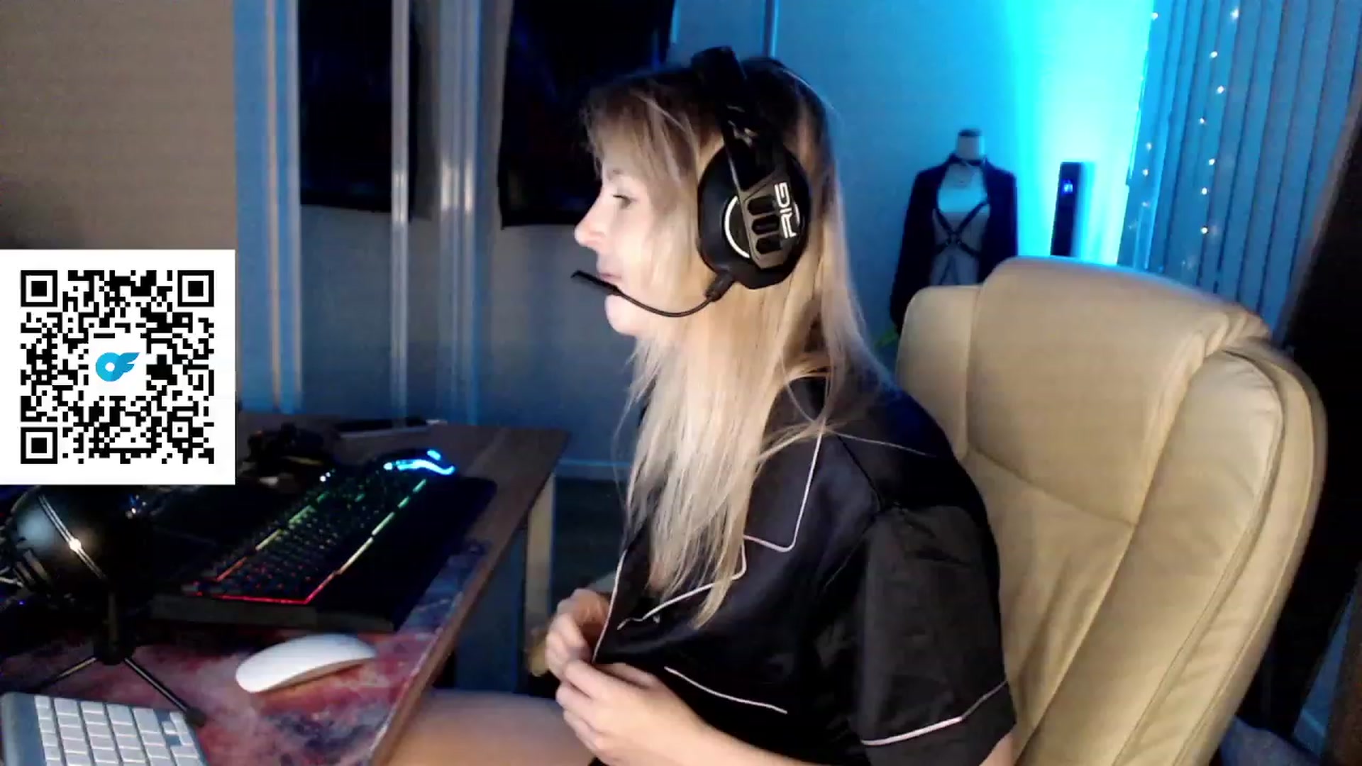 Gallery image thumbnail from Kinksta1's myfreecams stream on, 08/05/2023, 16:15 image 1 of 20