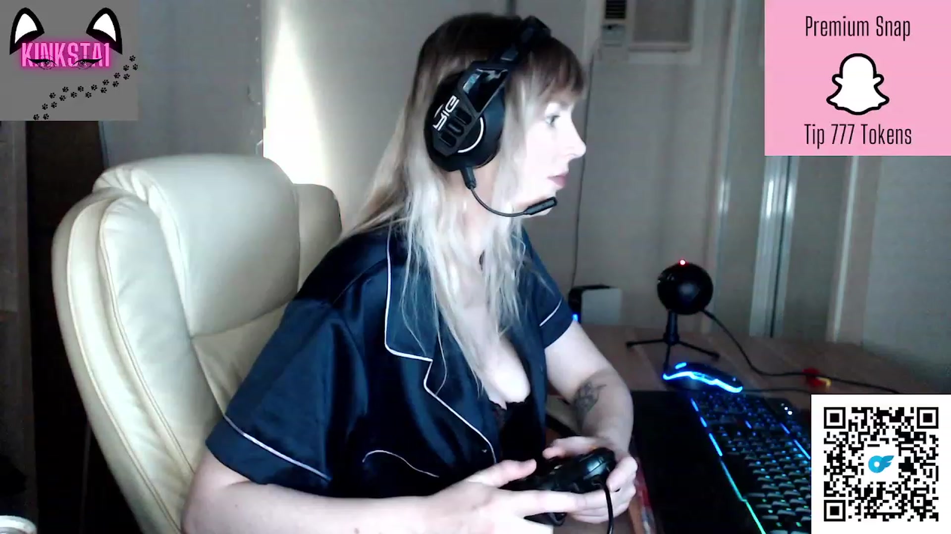 Gallery image thumbnail from Kinksta1's myfreecams stream on, 08/19/2023, 13:45 image 12 of 20