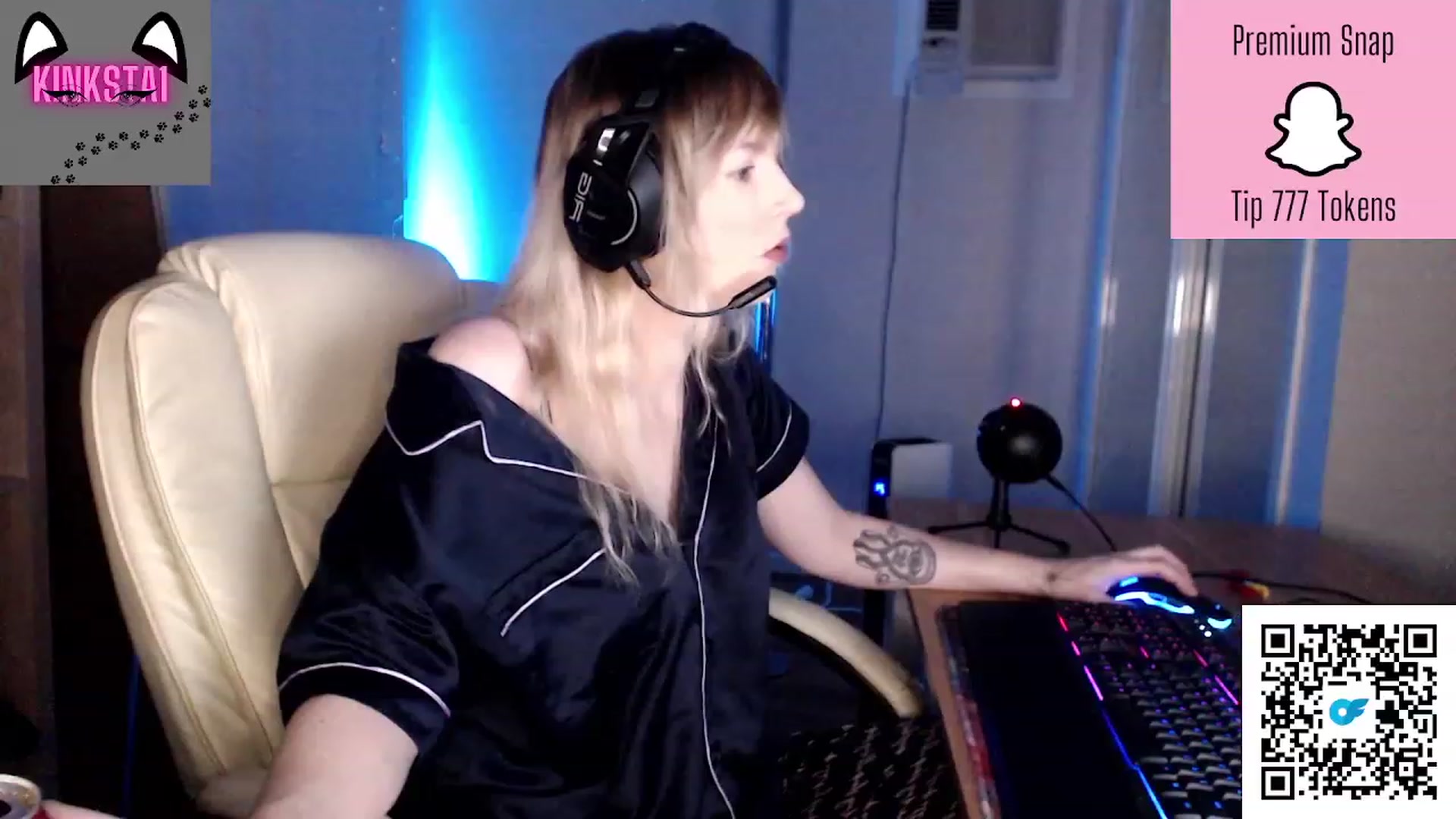 Gallery image thumbnail from Kinksta1's myfreecams stream on, 08/19/2023, 13:45 image 3 of 20