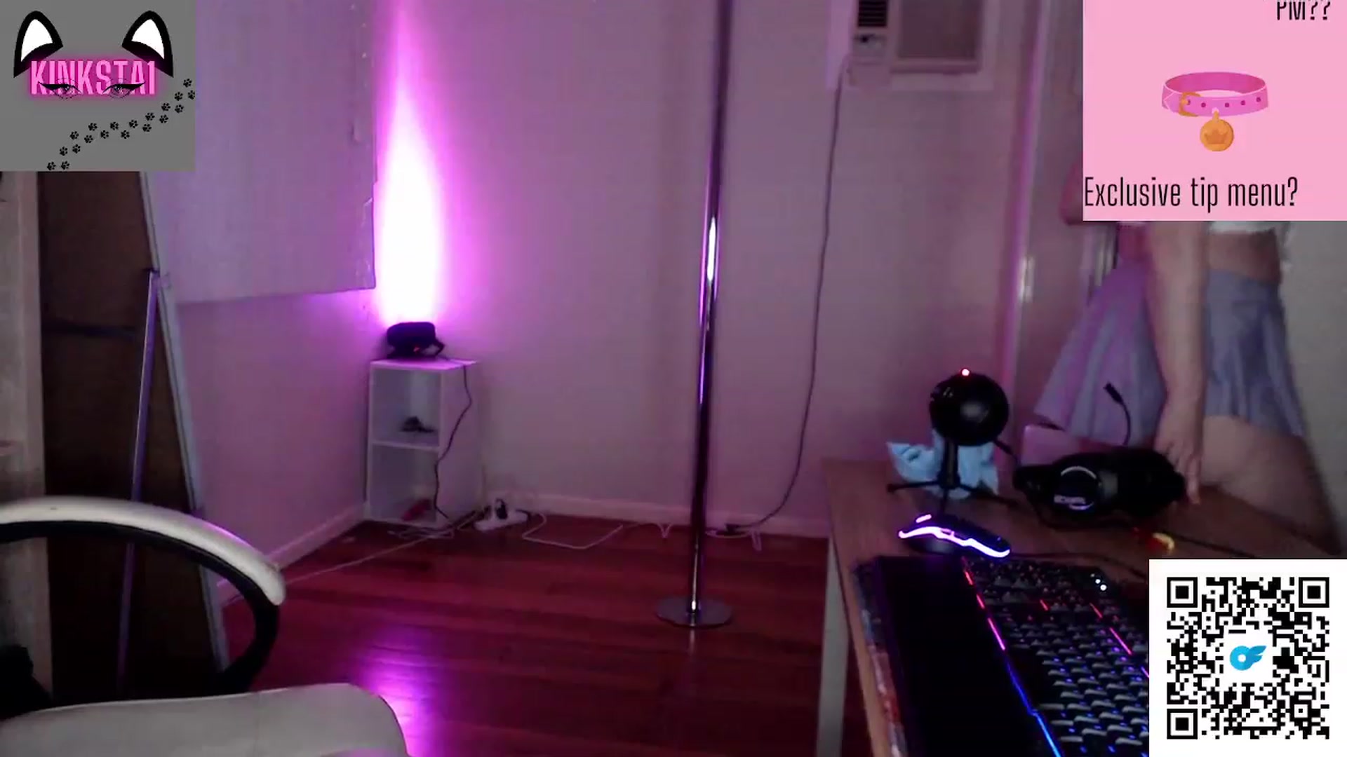 Gallery image thumbnail from Kinksta1's myfreecams stream on, 08/19/2023, 13:45 image 17 of 20