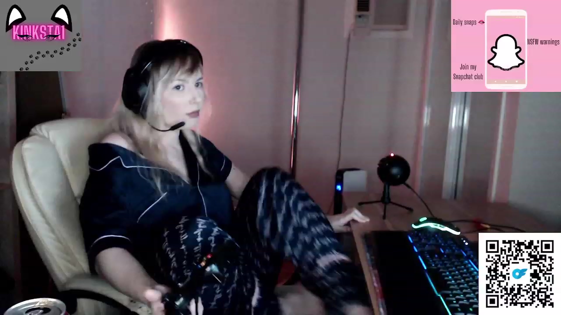 Gallery image thumbnail from Kinksta1's myfreecams stream on, 08/19/2023, 13:45 image 4 of 20