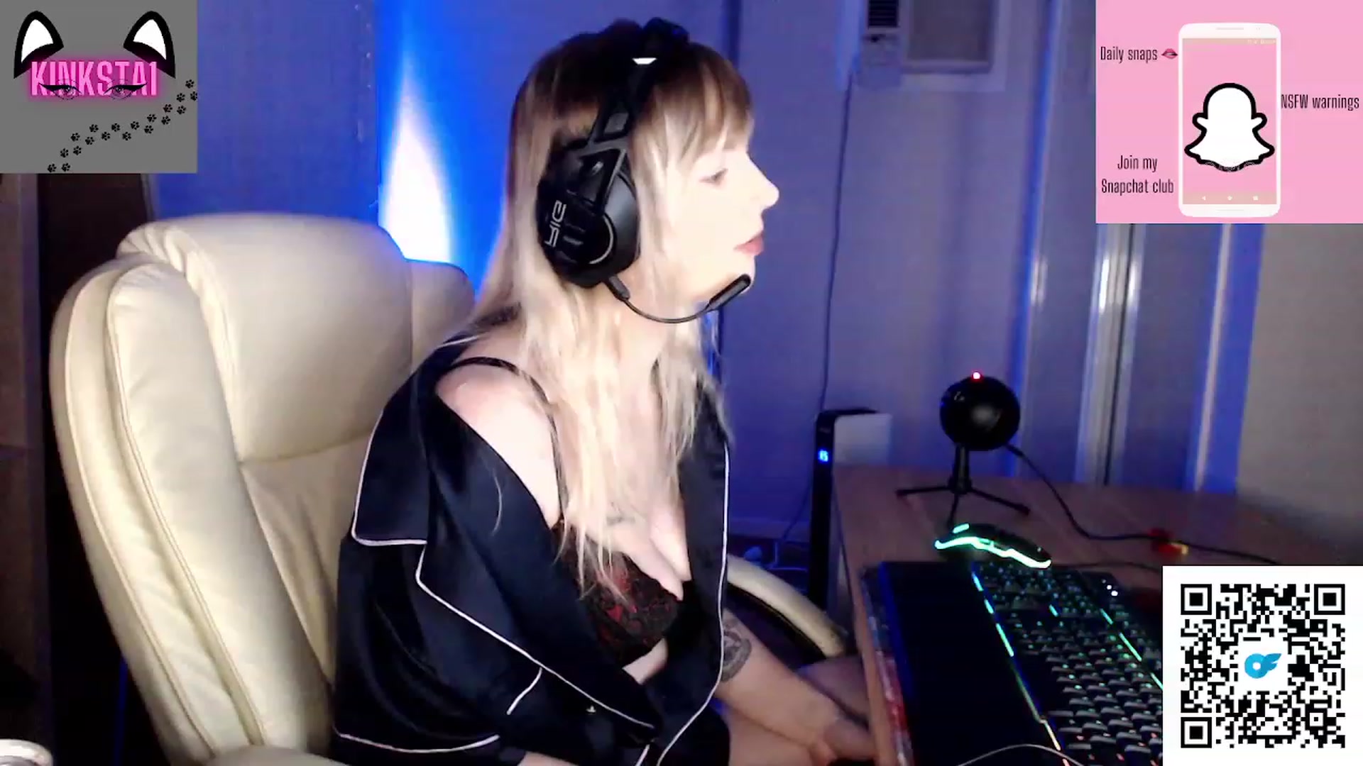 Gallery image thumbnail from Kinksta1's myfreecams stream on, 08/19/2023, 13:45 image 13 of 20