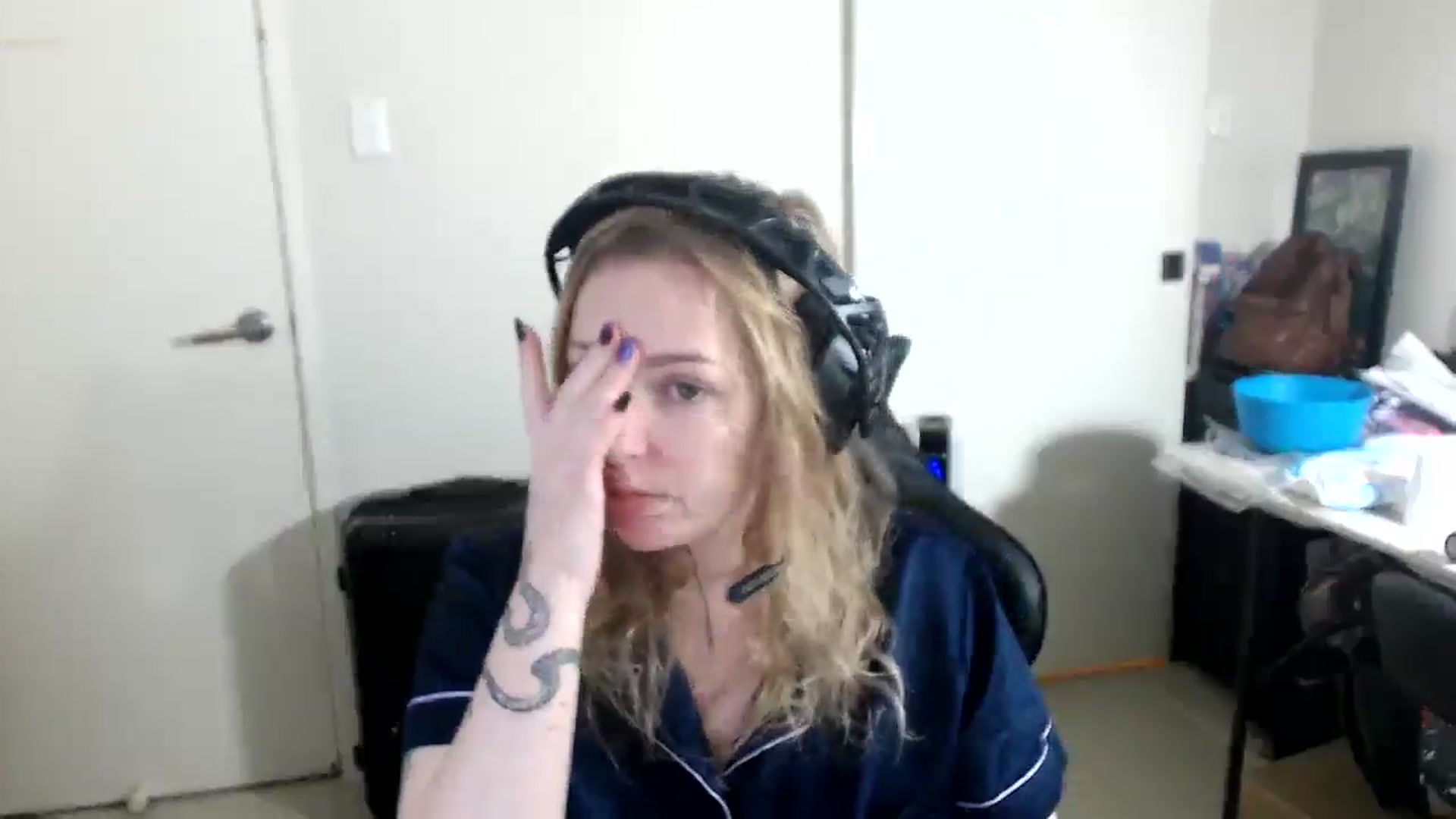 Gallery image thumbnail from Kinksta1's myfreecams stream on, 06/17/2025, 14:20 image 18 of 20