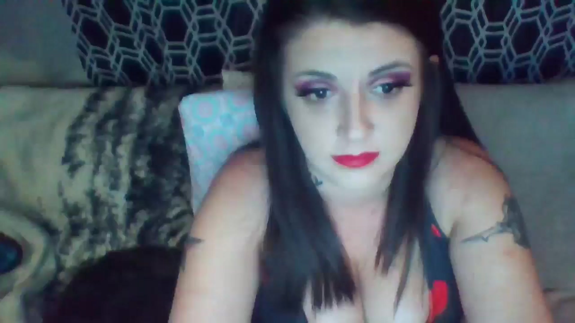 Gallery image thumbnail from KinkyKara09's myfreecams stream on, 05/06/2024, 24:54 image 17 of 20