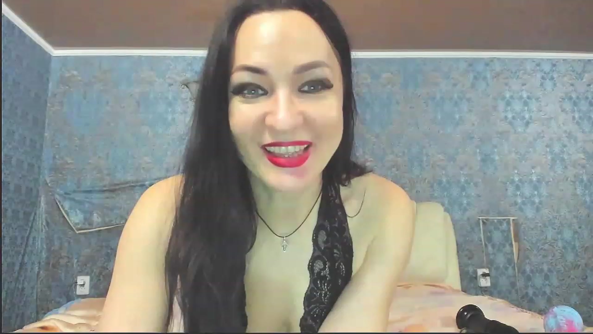 Gallery image thumbnail from KinkyKitte's myfreecams stream on, 01/04/2023, 17:59 image 7 of 20