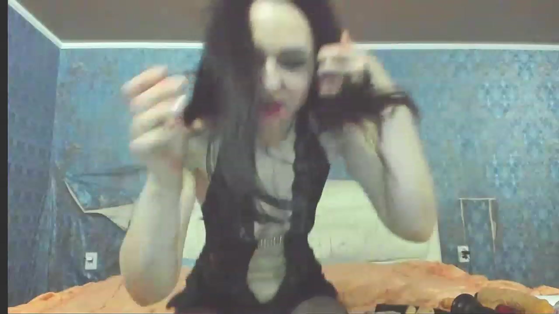 Gallery image thumbnail from KinkyKitte's myfreecams stream on, 04/27/2023, 15:08 image 13 of 20