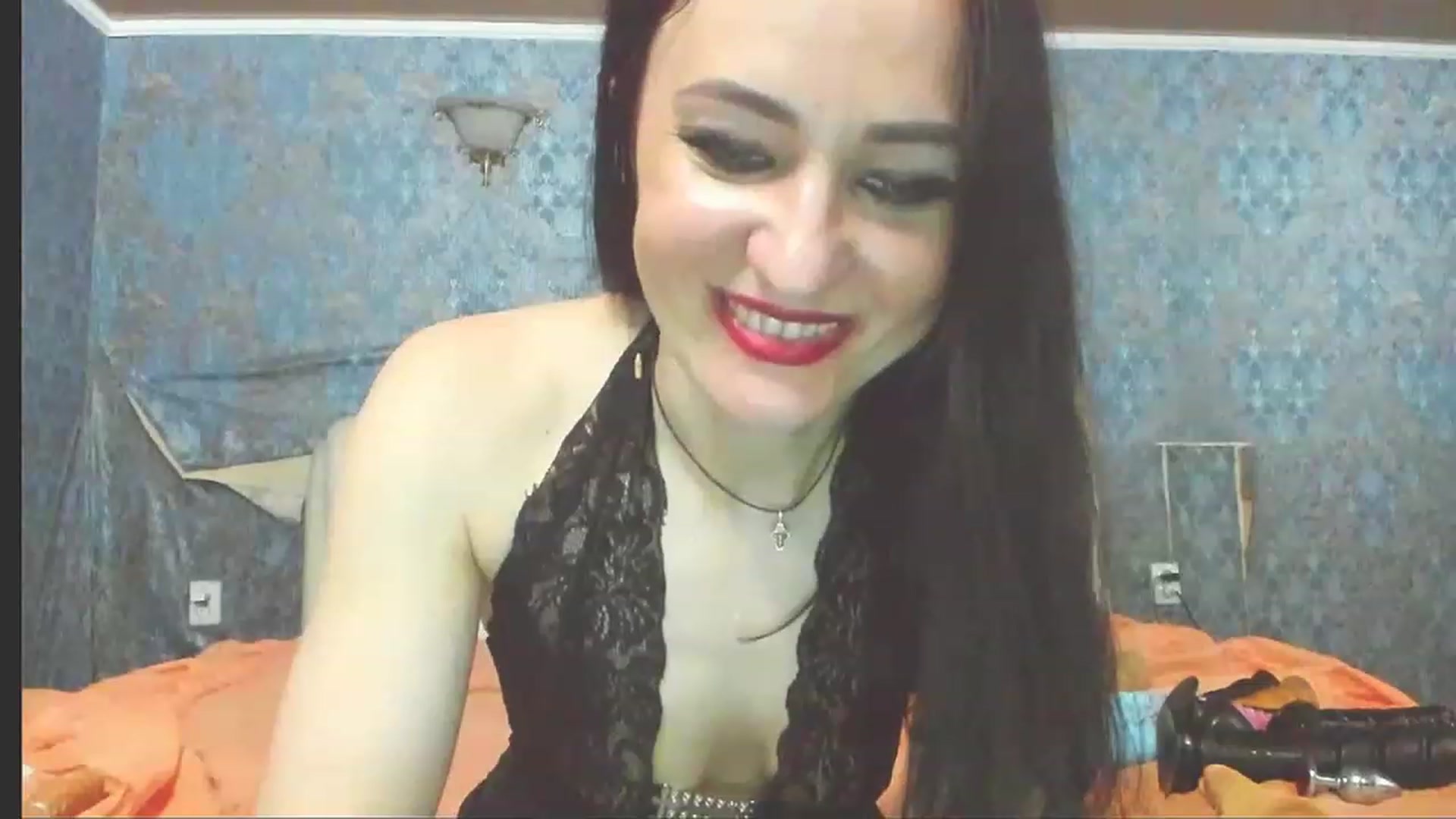 Gallery image thumbnail from KinkyKitte's myfreecams stream on, 05/22/2023, 17:17 image 4 of 20