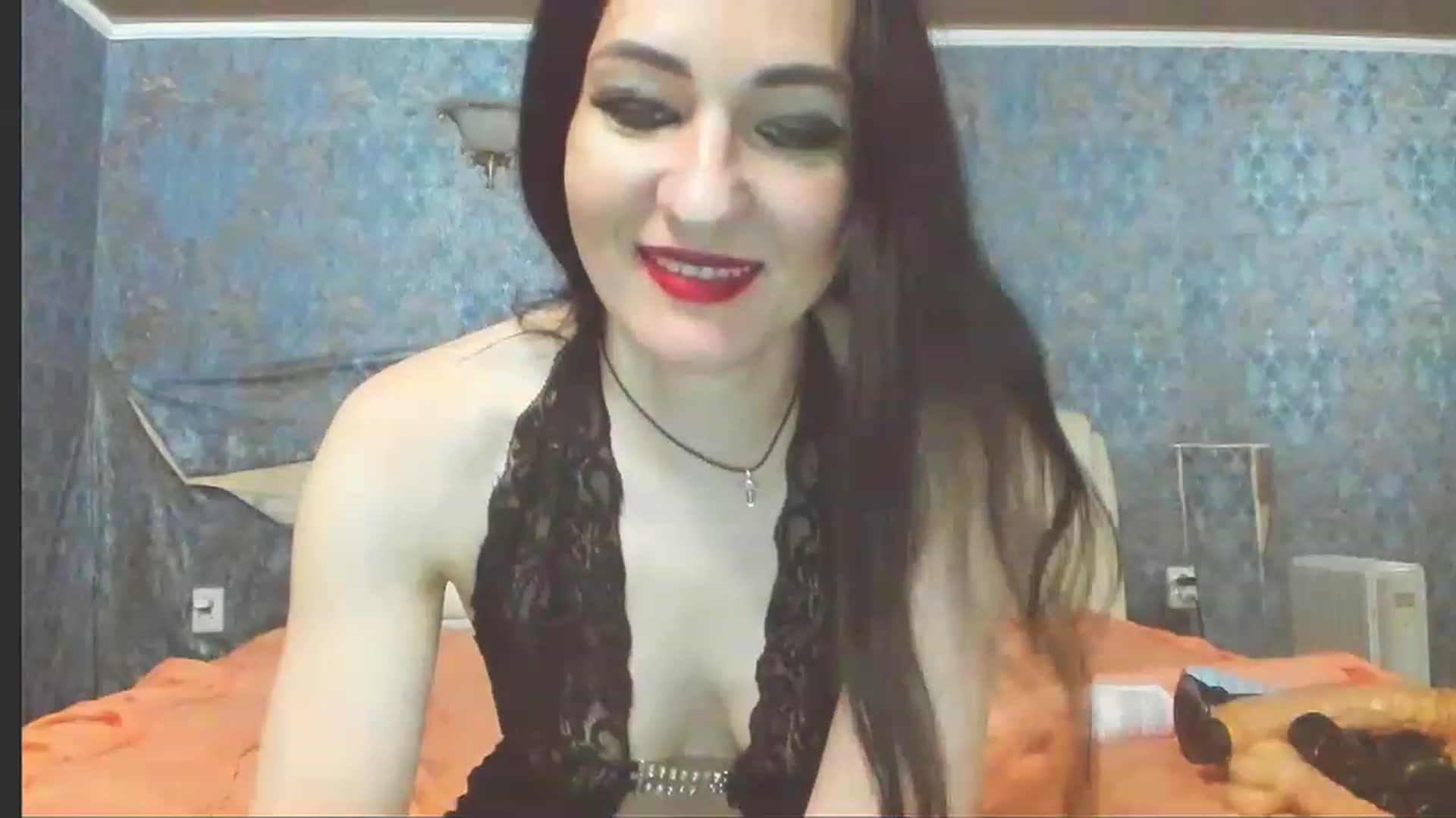 Gallery image thumbnail from KinkyKitte's myfreecams stream on, 05/24/2023, 16:13 image 17 of 20